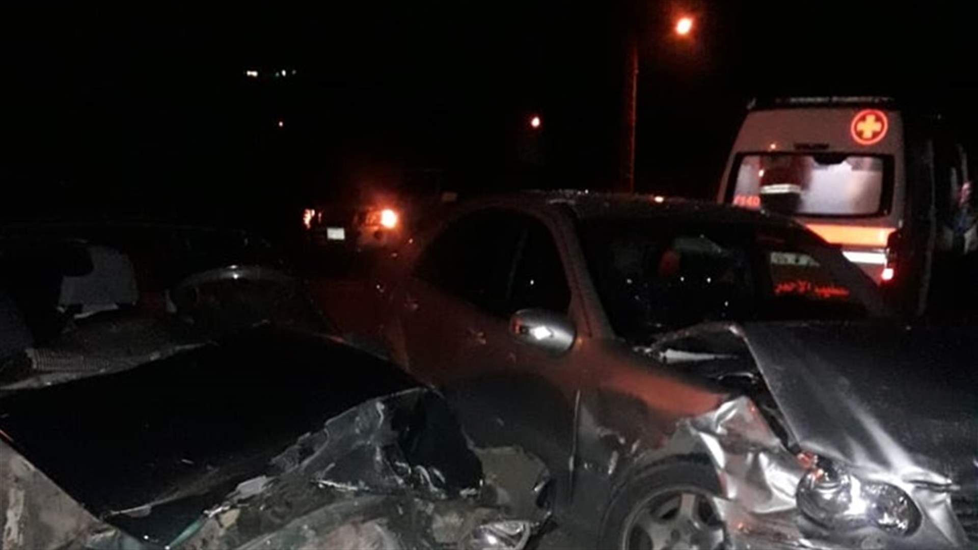حادث سير على طريق عام صيدا... وسقوط 5 جرحى