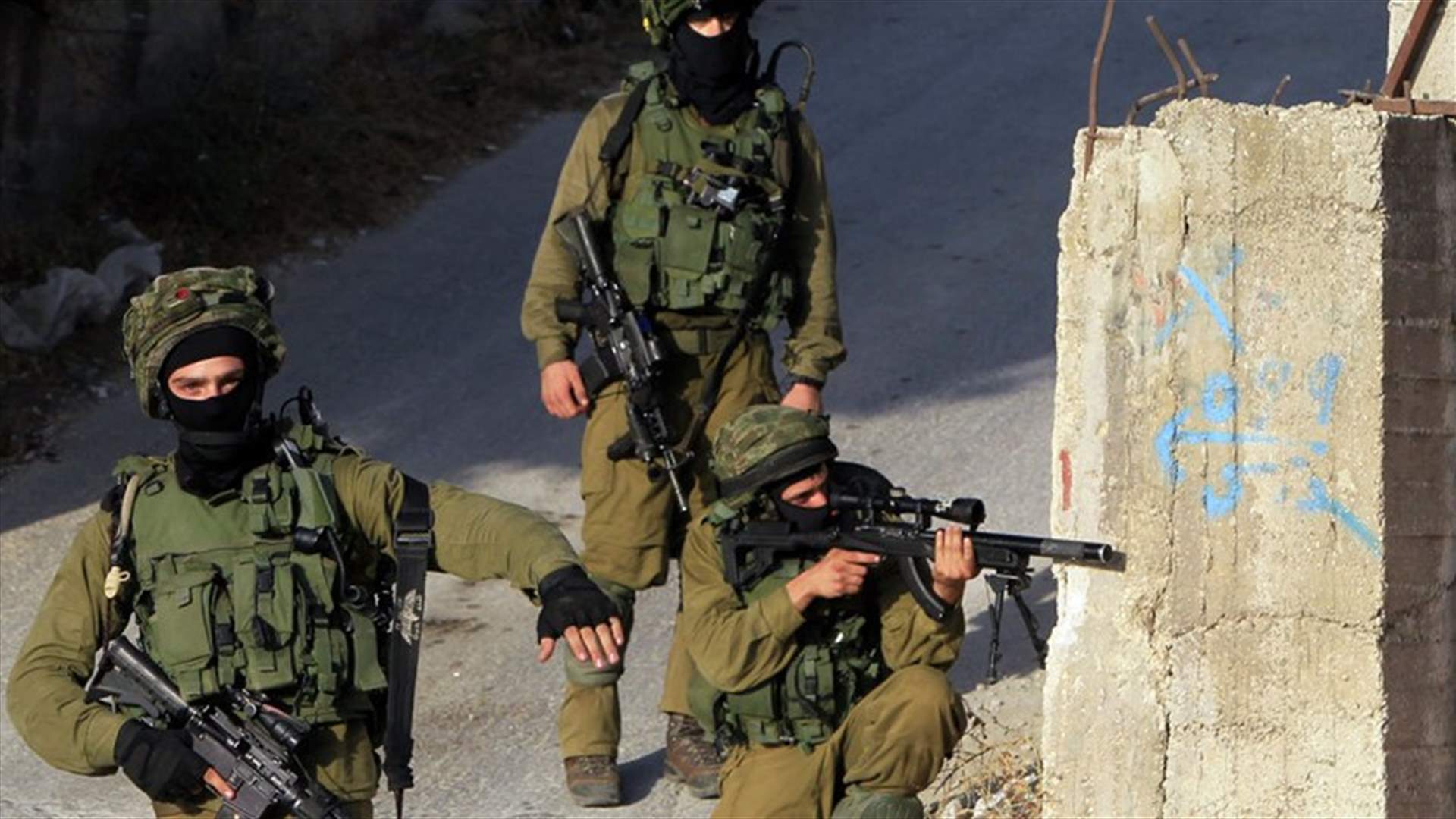 القوات الإسرائيلية قتلت فلسطينياً يُشتبه بارتكابه عمليات قتل في الضفة الغربية