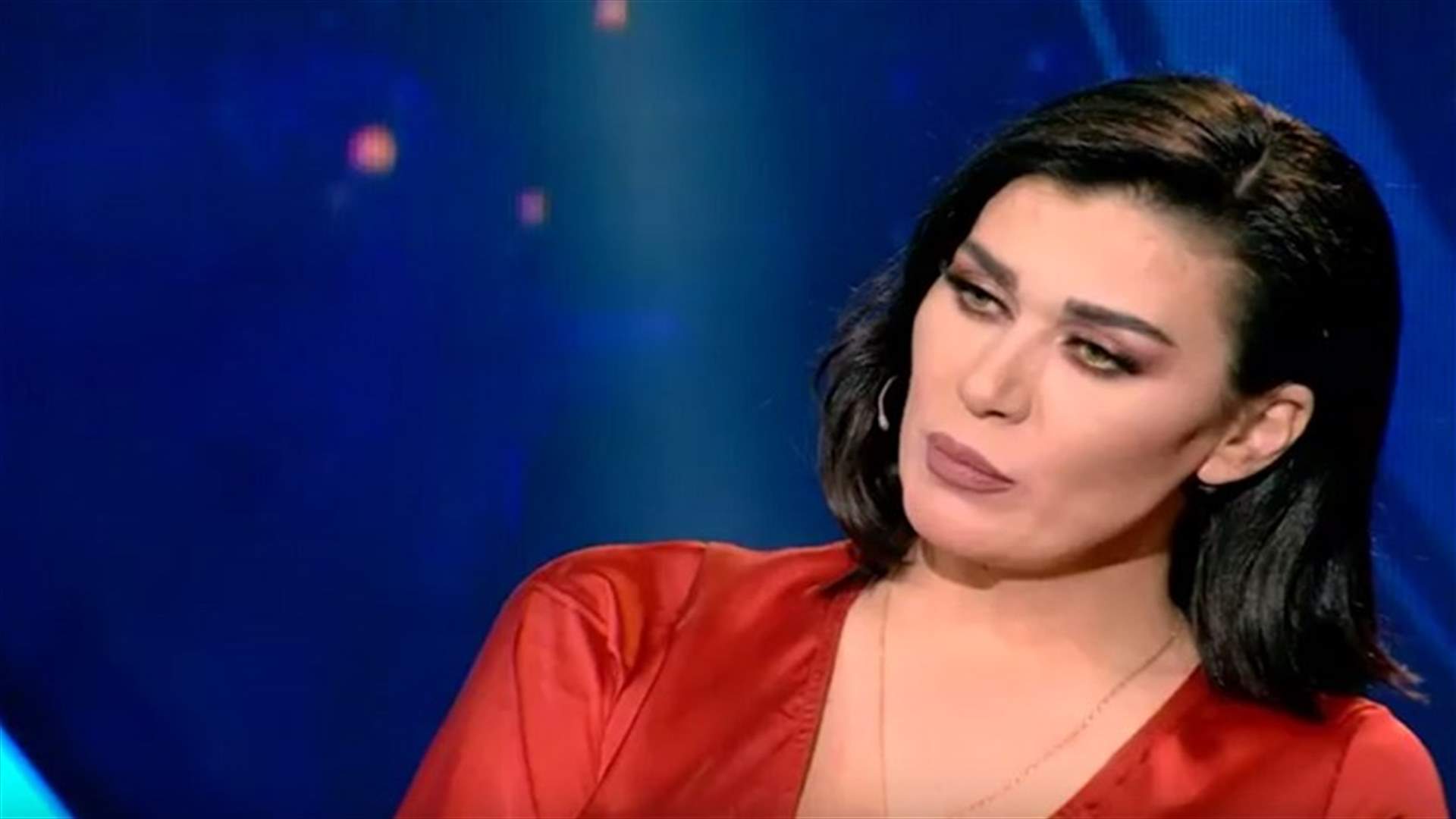 نادين الراسي تعتذر: شو صعب إسمع هالكلام!