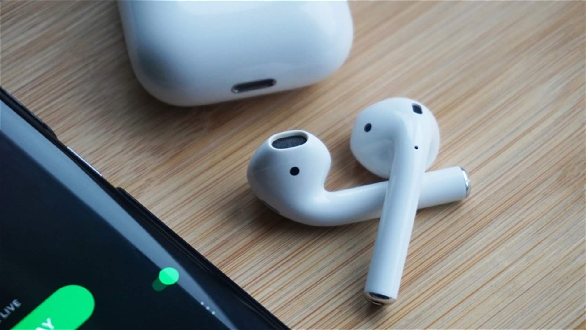 آبل تُطلق الجيل الثاني من سماعاتها اللاسلكية AirPods... تعرفوا على مواصفاتها الجديدة