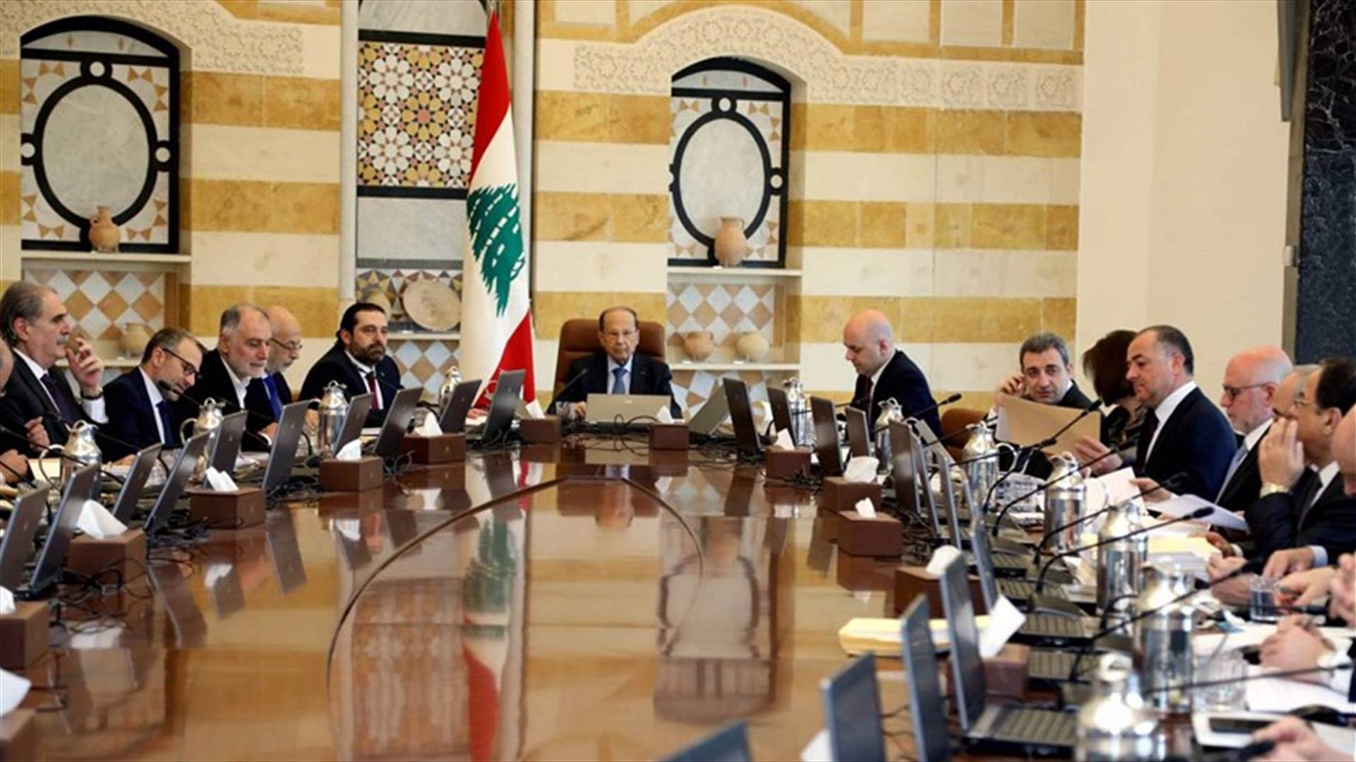 "الجمهورية": الحريري اقترح تشكيل لجنة وزارية لمتابعة خطة الكهرباء منعاً لهدر الوقت