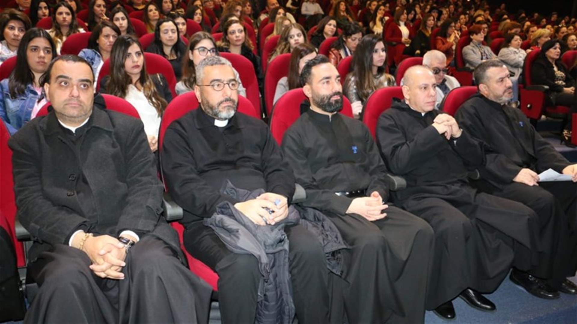 نهار المربي الانطوني السنوي: رواد في بناء الجسور (صور)