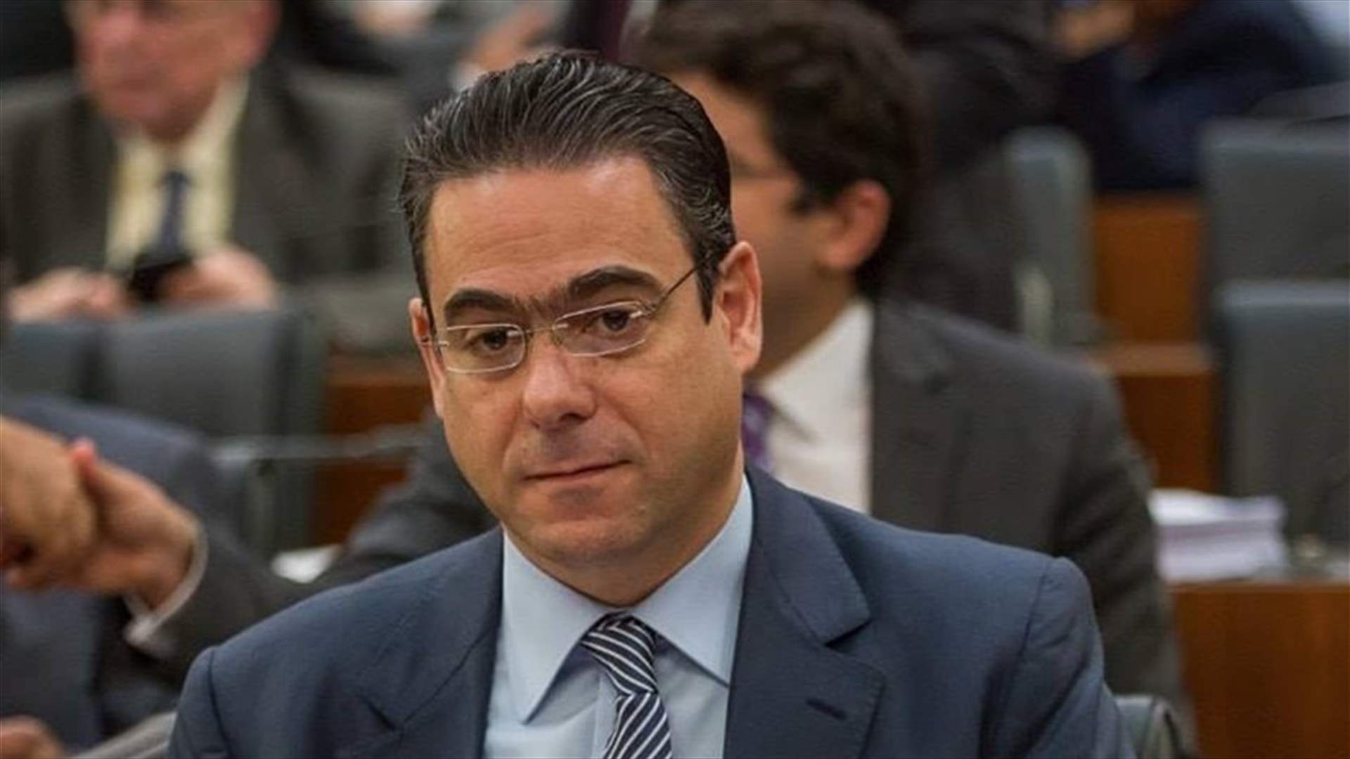 صحناوي لريفي: من نصحك بأن هجومك يغطي فشلك الذريع؟