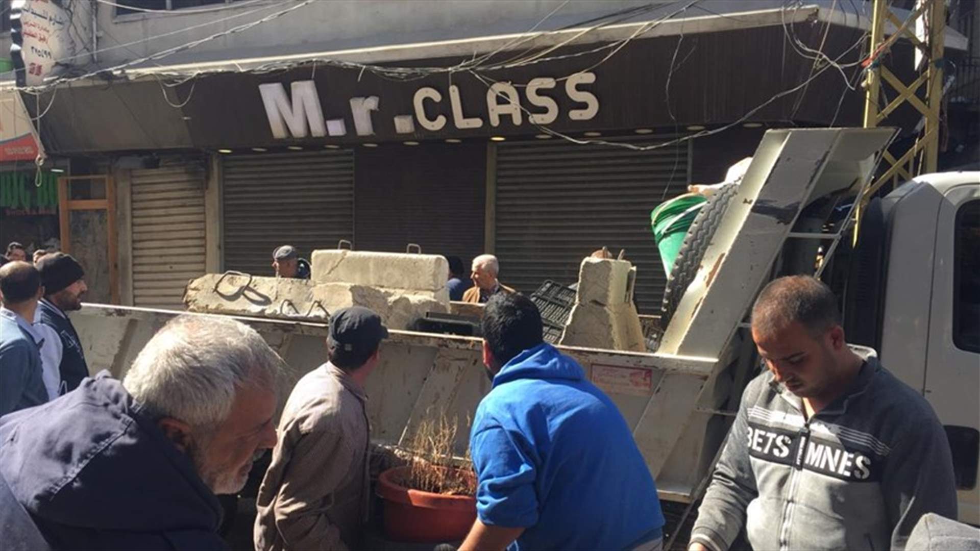 ازالة المخالفات والتعديات والأكشاك المخالفة في بعلبك