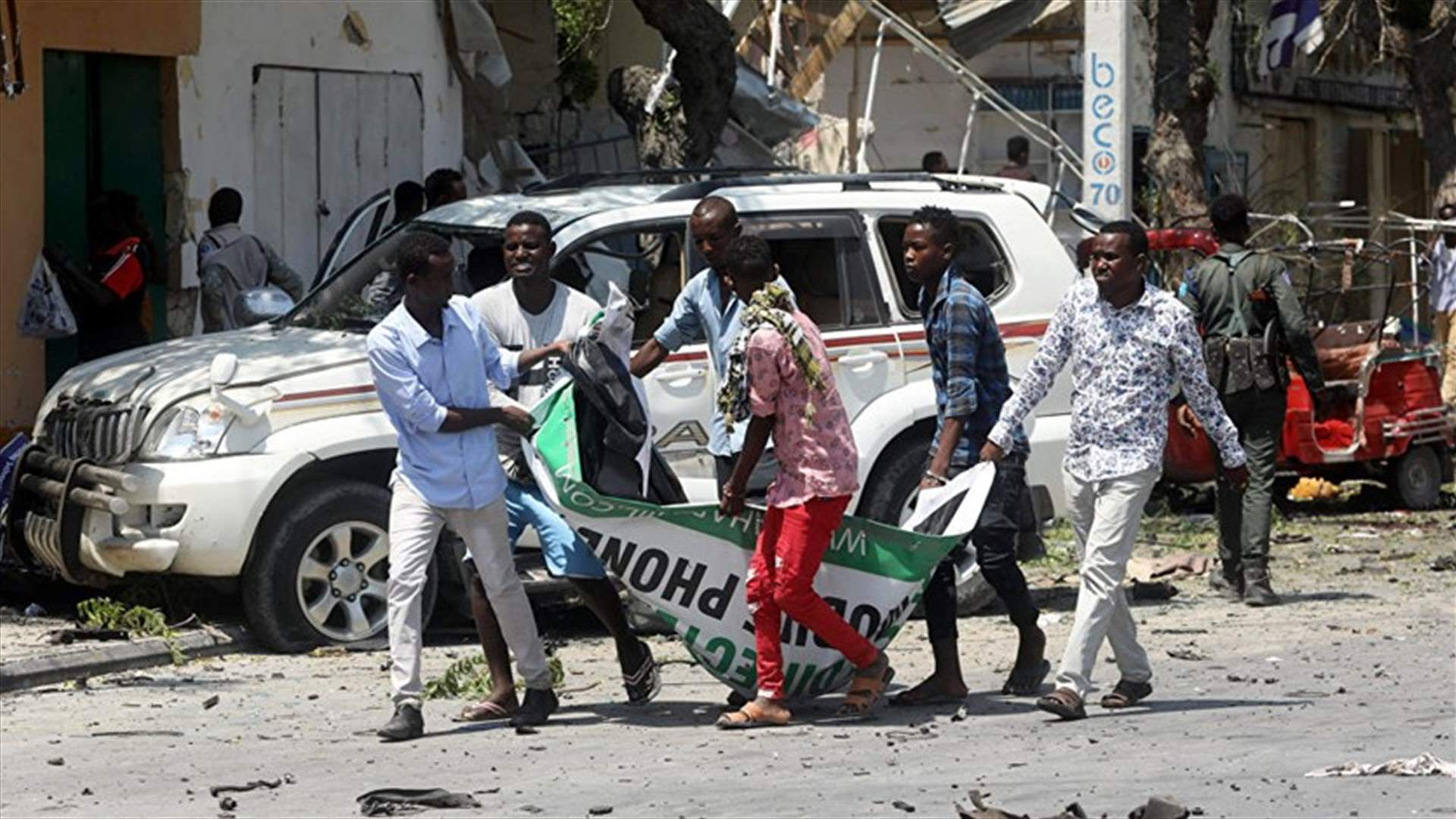 قتلى جراء تفجير استهدف مطعماً في مقديشو