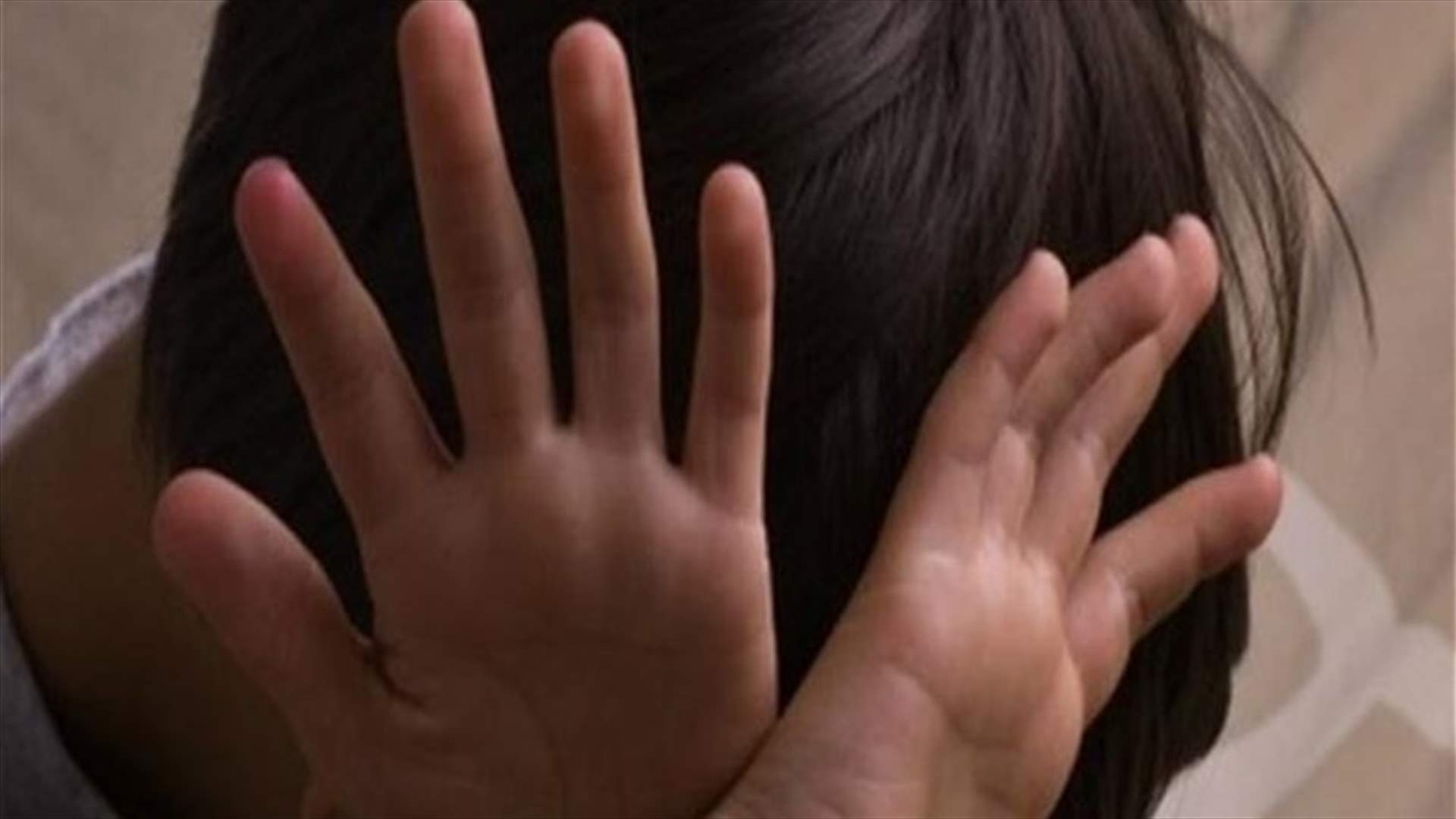 اغتصب طفلاً داخل سيارته في الإمارات... هكذا عُوقب!