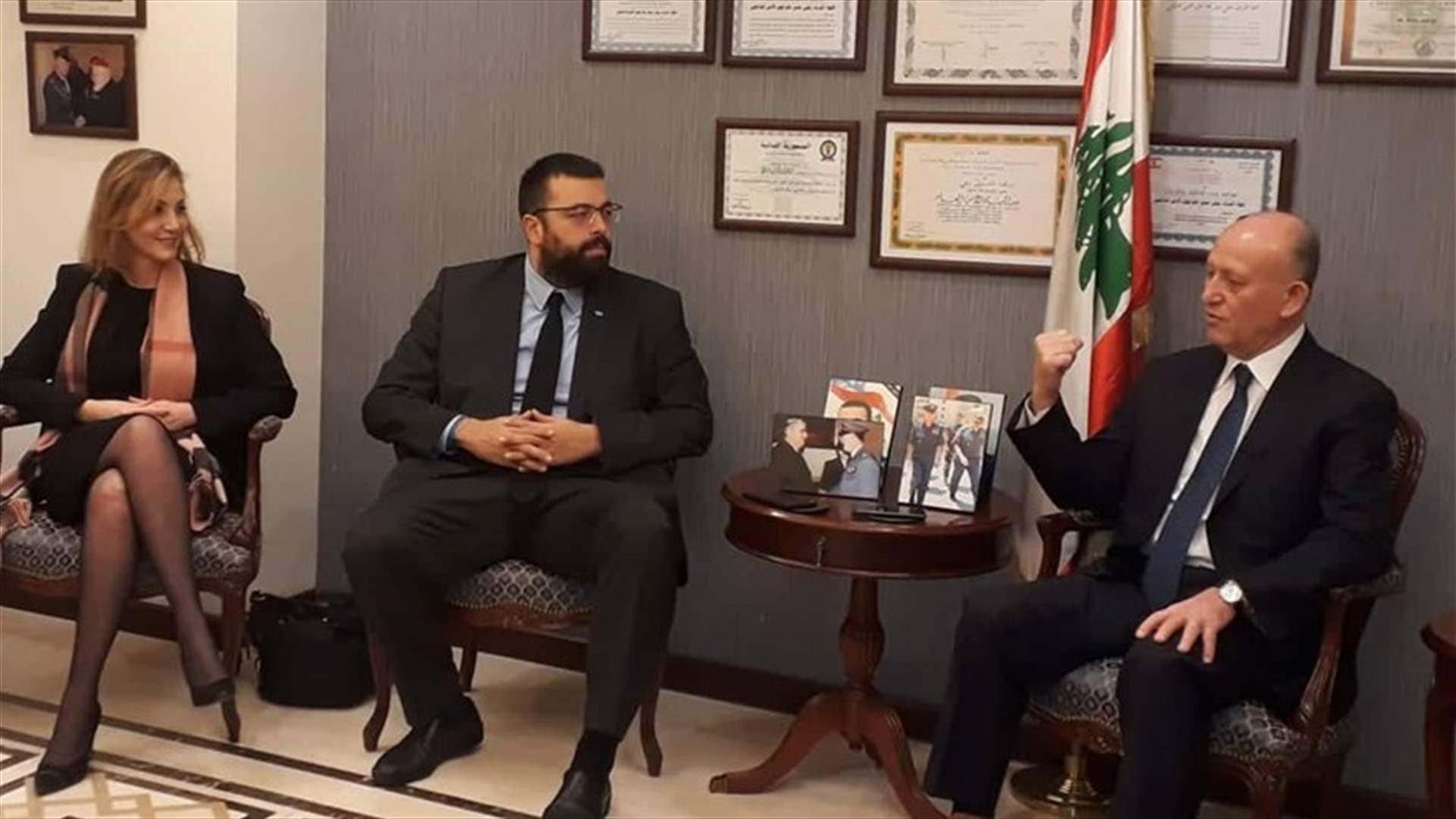 ريفي التقى احمد الحريري وجمالي: وحدتنا أهم من المراكز والمواقع