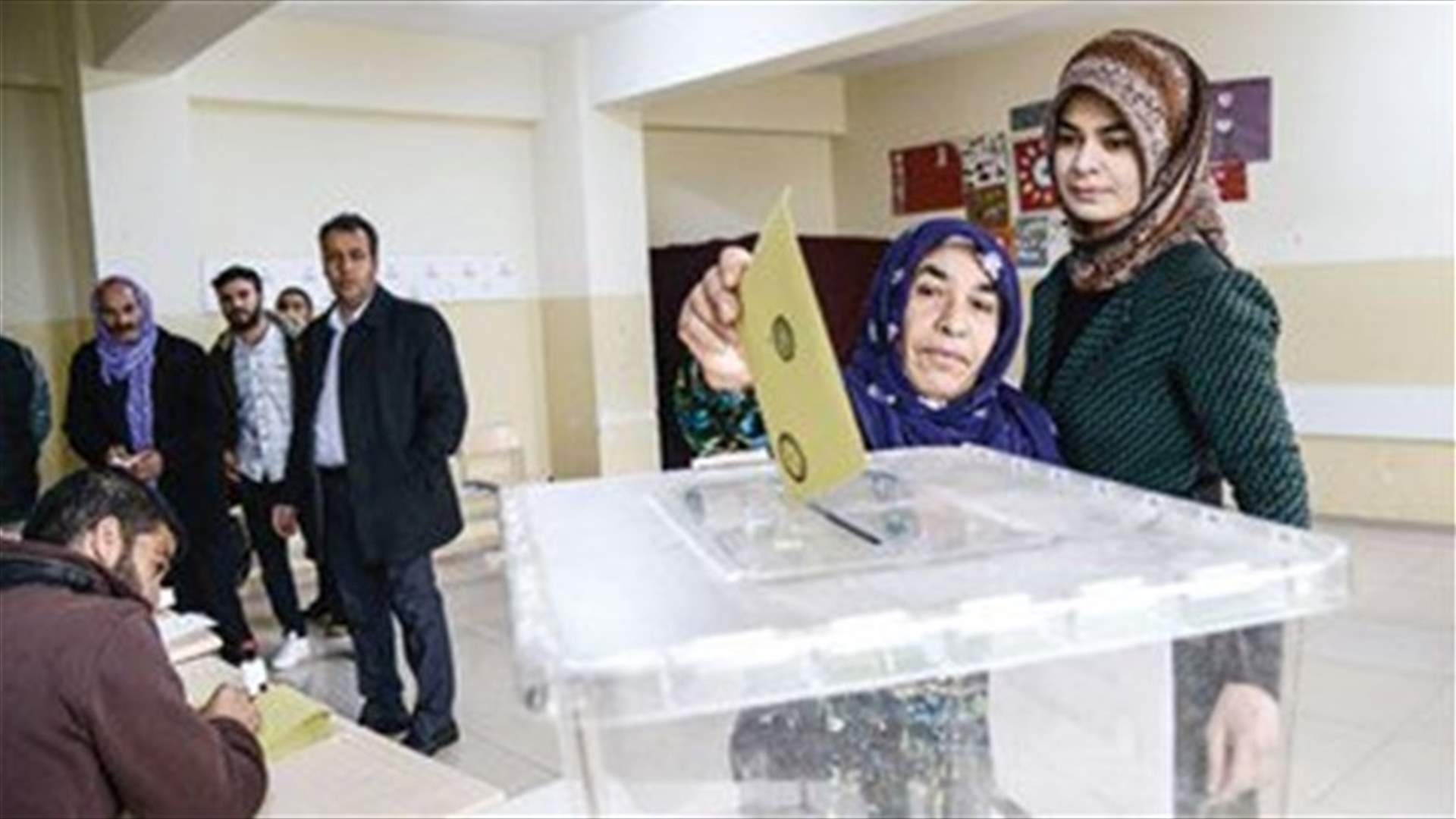Turkey&#39;s AK Party to challenge Istanbul voting results - Hurriyet paper