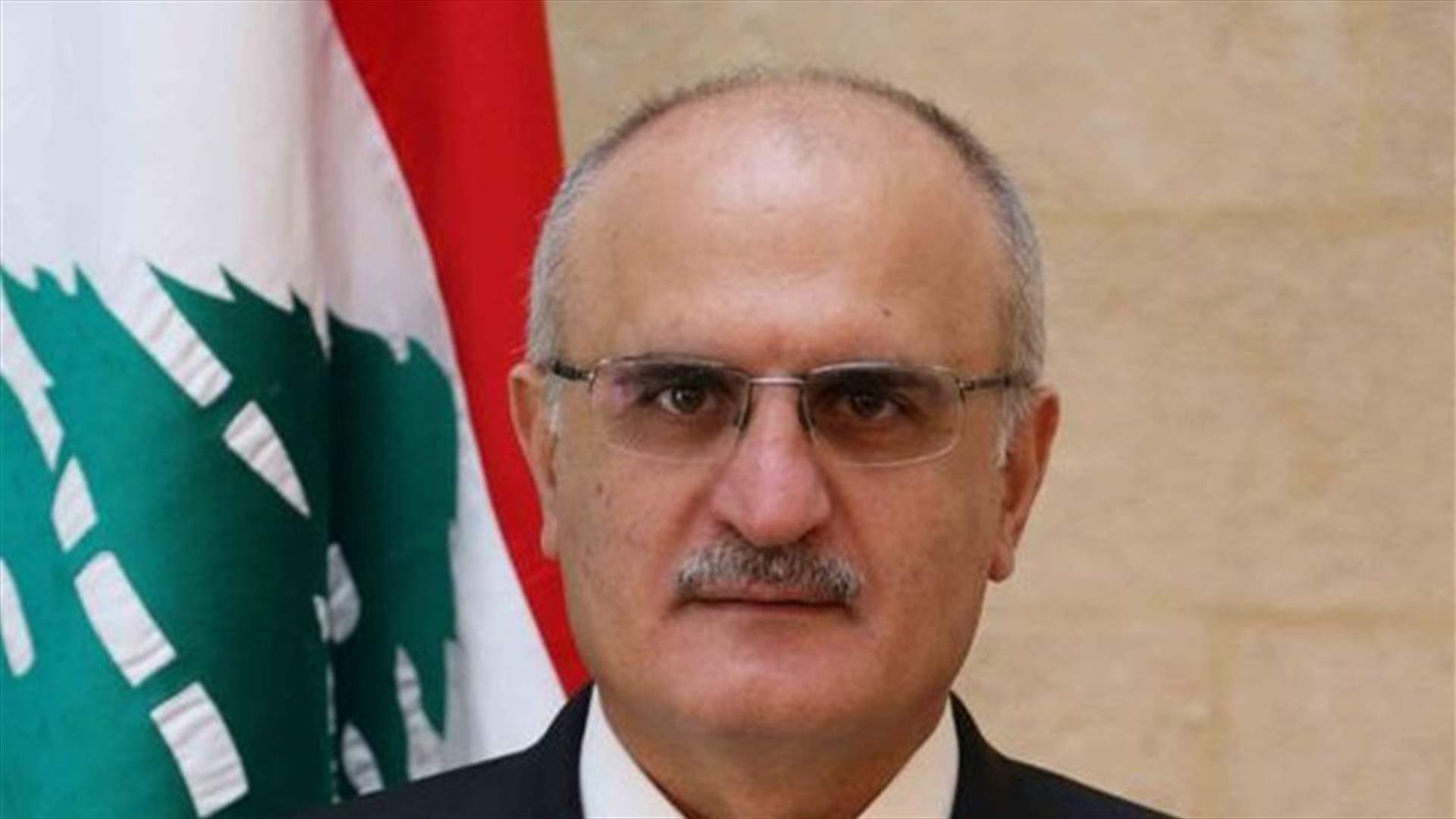 وزير المال يعطي ترخيصًا لملاحقة رئيسة مكتب في الدوائر العقارية