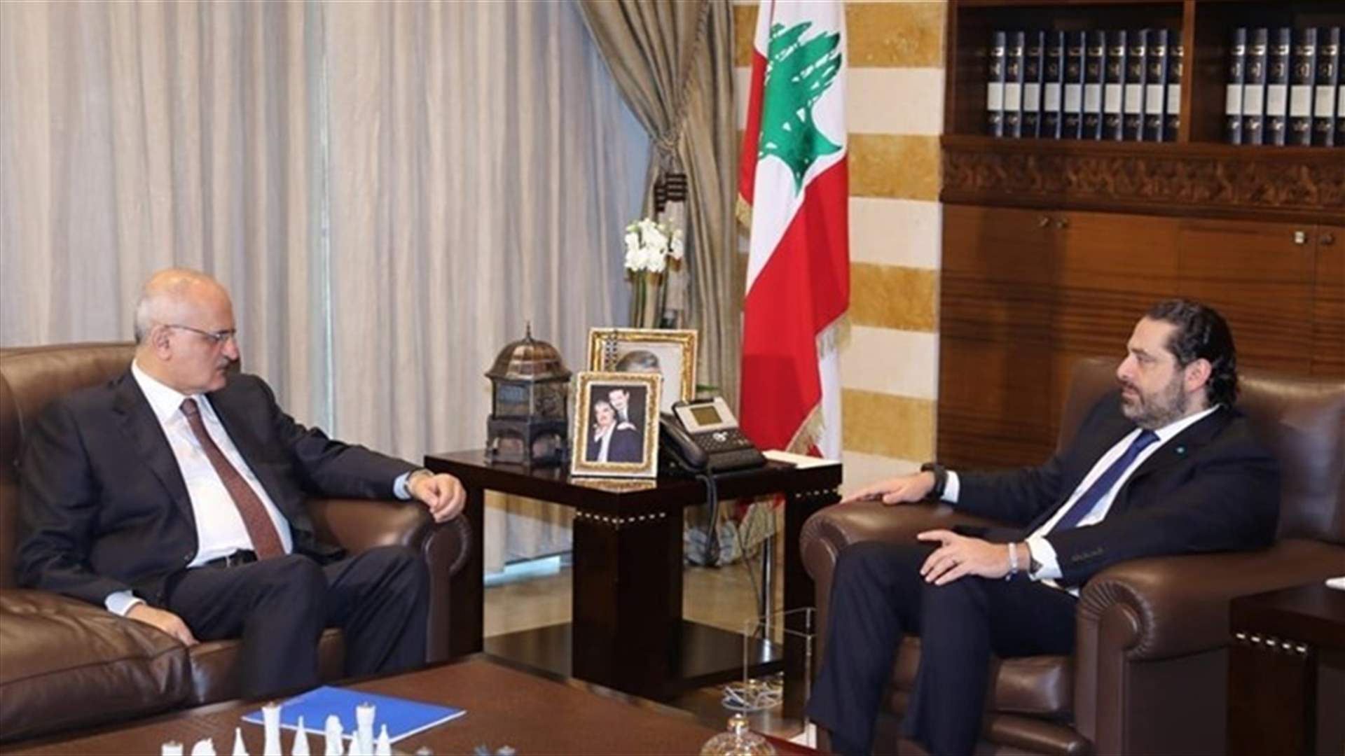 مصدر وزاري لـ"الشرق الأوسط": الحريري-خليل توافقا على إعداد إصلاحات مالية يفترض أن تتلازم مع إصلاحات إدارية
