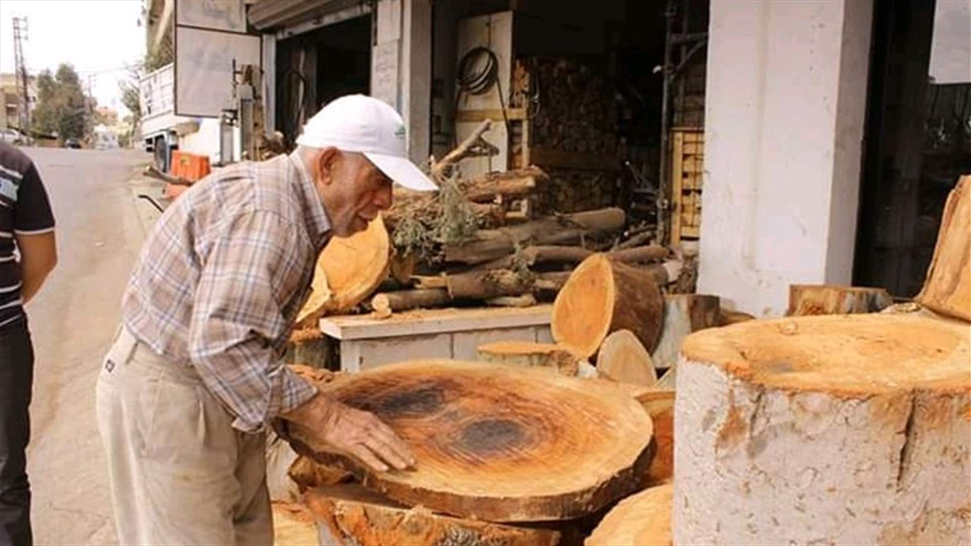 العمّ أبو علي في أسطر...