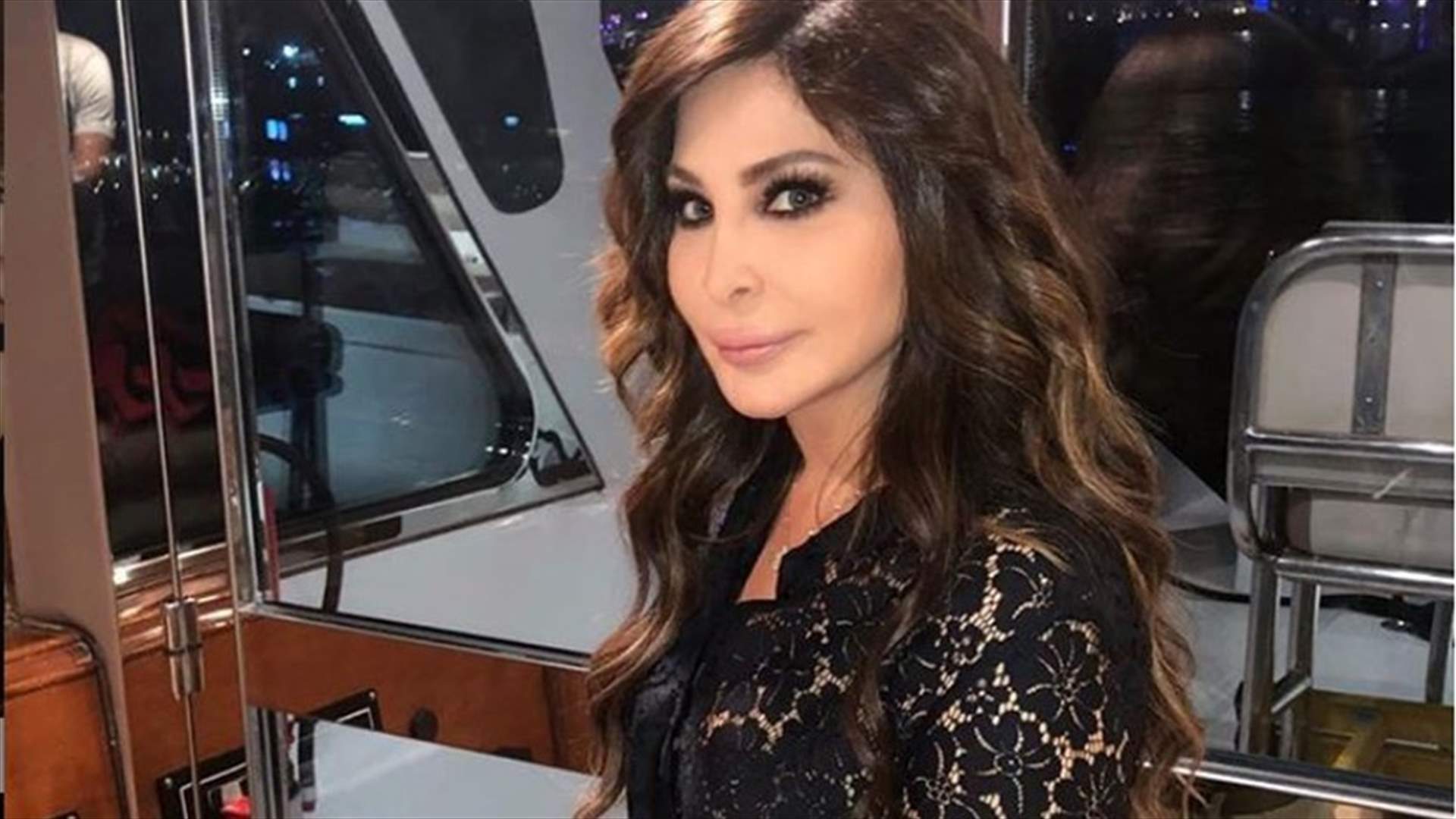إليسا تشعل المسرح في دبي بالشورت والرقص الشرقي (فيديو)