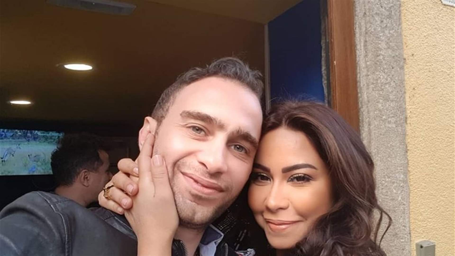 صور لشيرين عبد الوهاب أثناء التحقيق معها... وحسام حبيب غاضب! (صور)