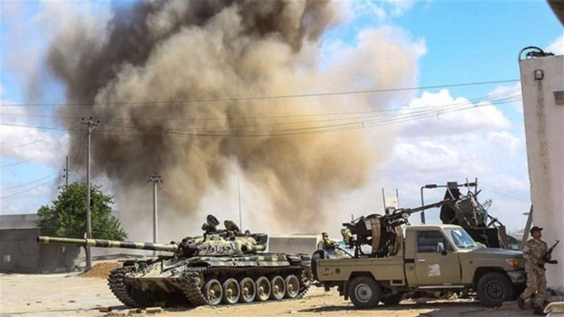 أكثر من 100 قتيل في ليبيا منذ بدء هجوم حفتر