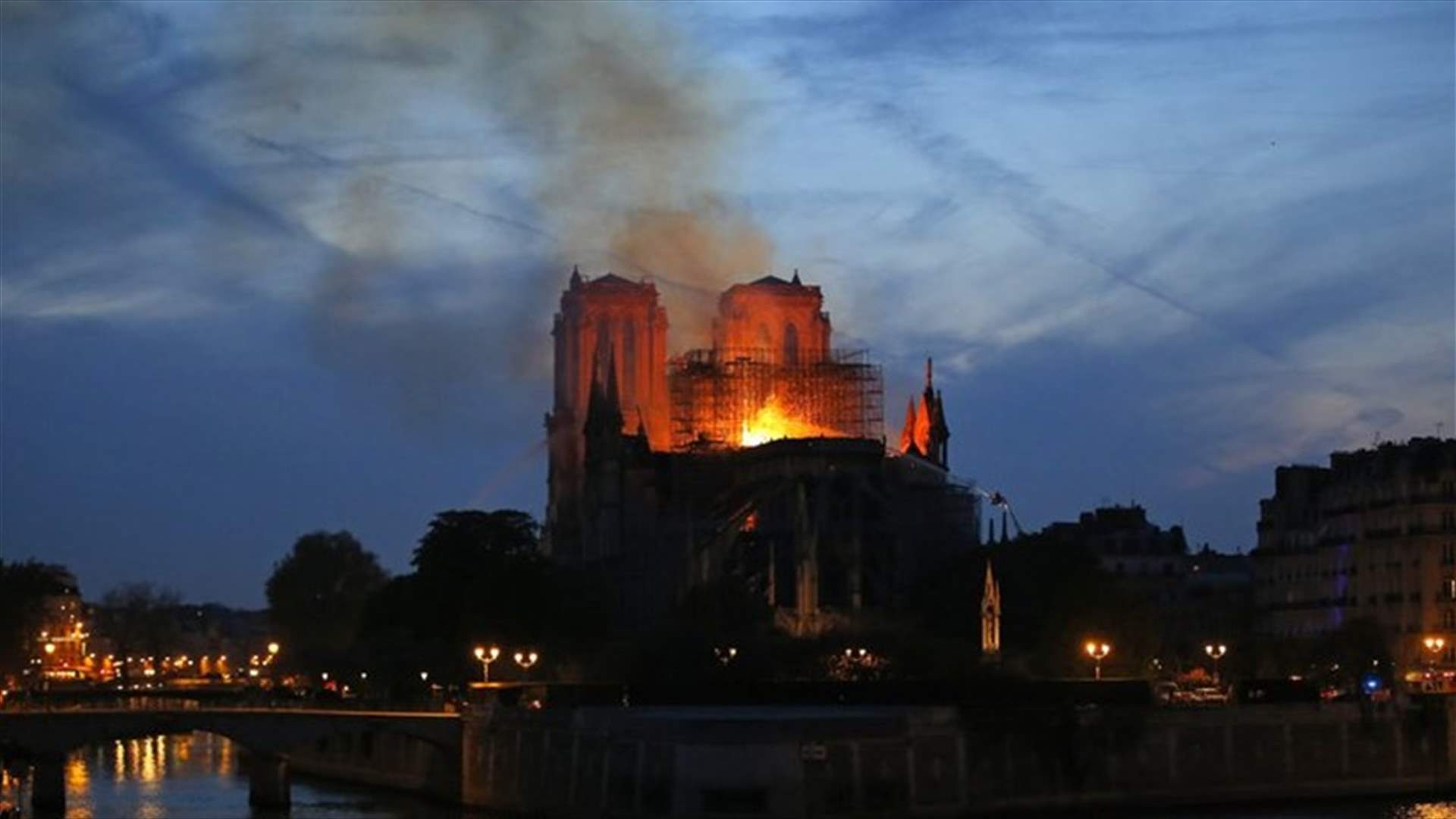 Trump offers condolences, assistance to France's Macron after Notre-Dame fire -White House