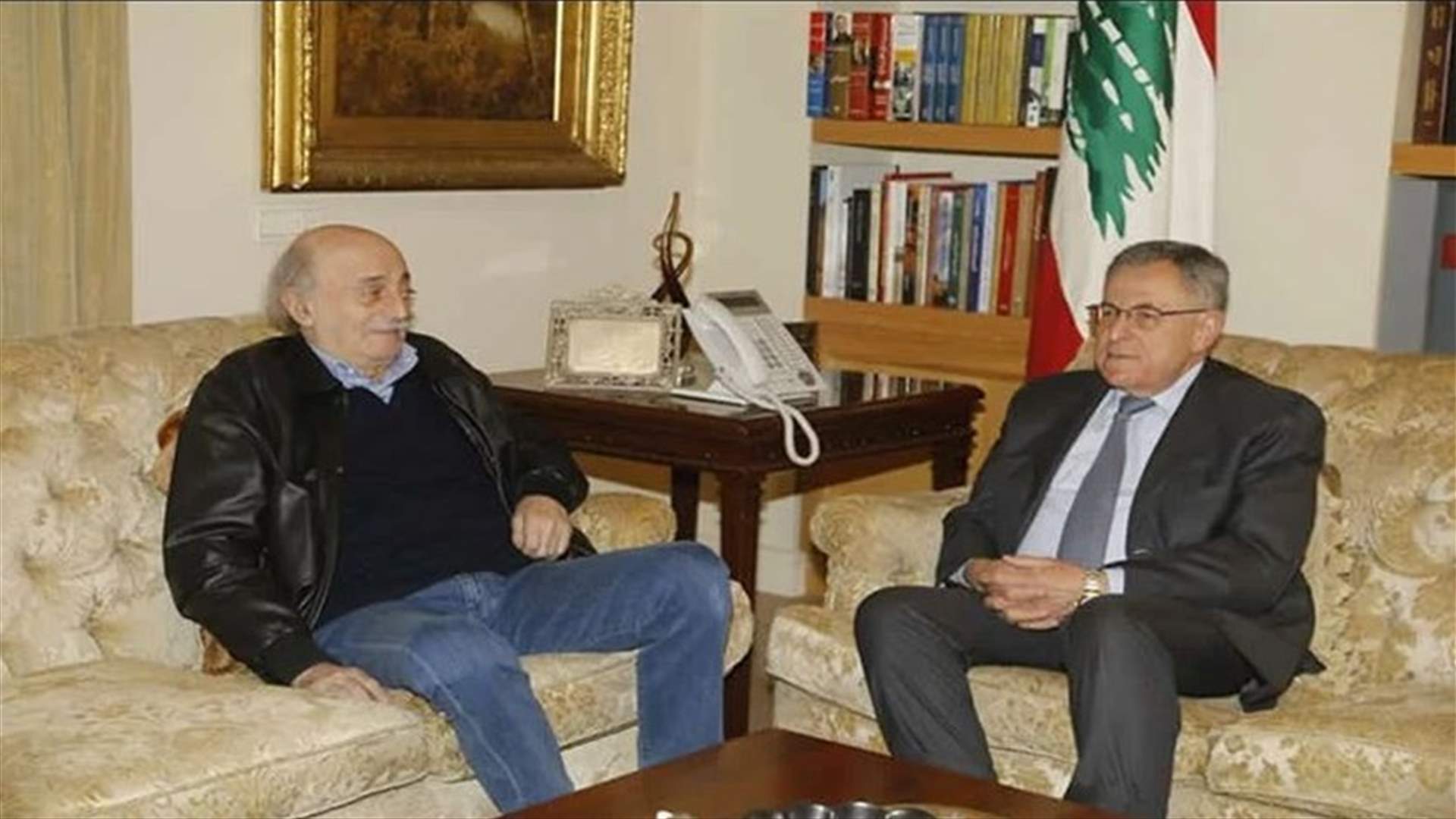 السنيورة عرض الاوضاع مع جنبلاط