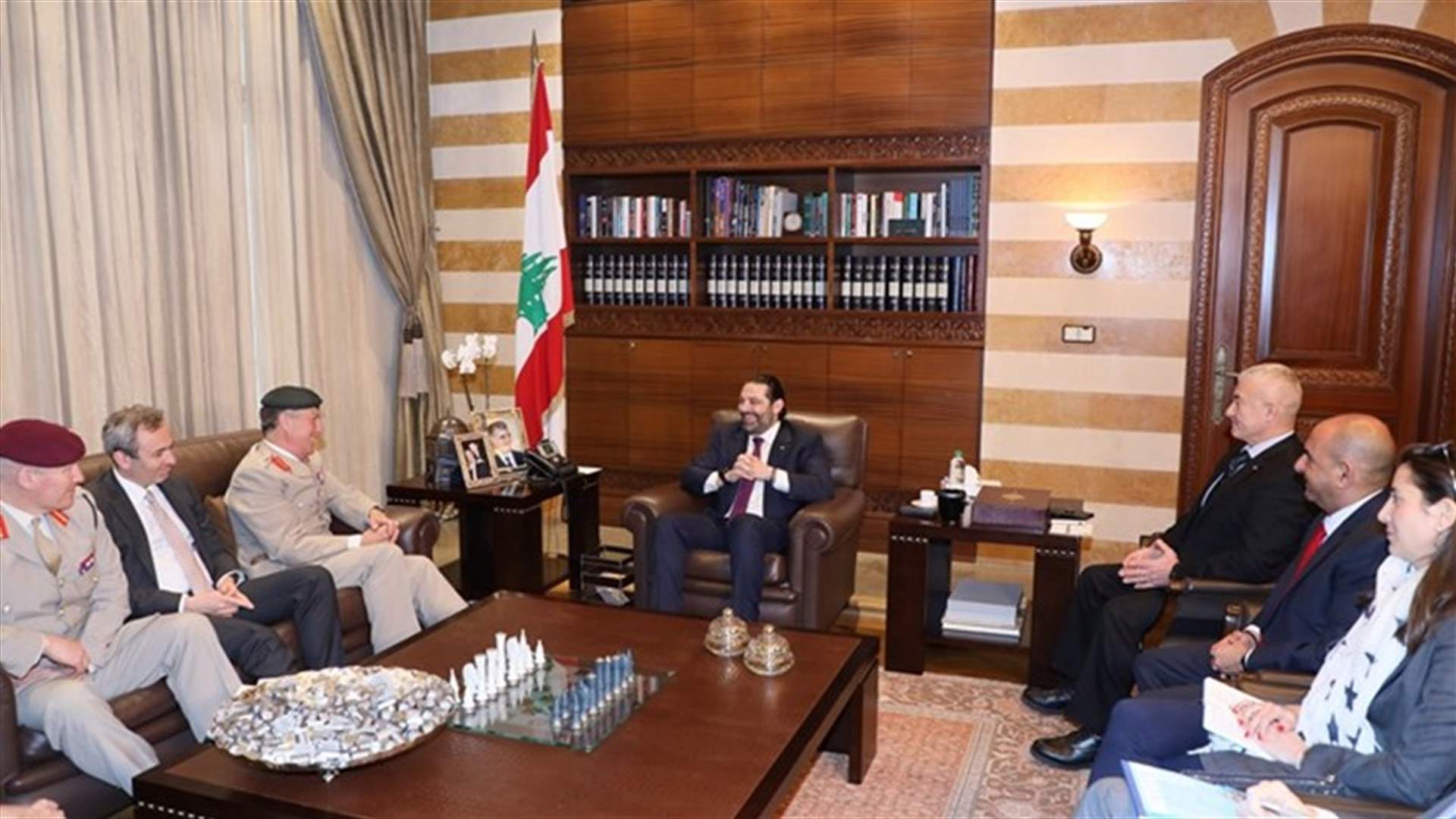 الحريري بحث مع رئيس هيئة اركان الدفاع البريطانية في التعاون العسكري