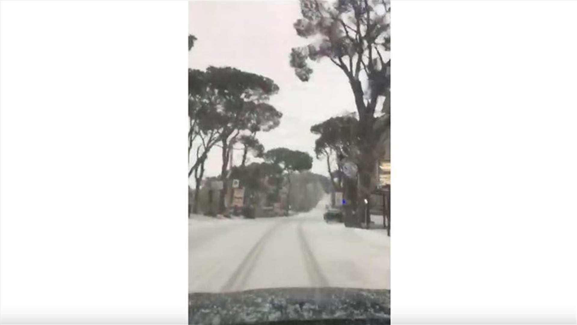 A drive under hailstones battering Kenchara town-[VIDEO]