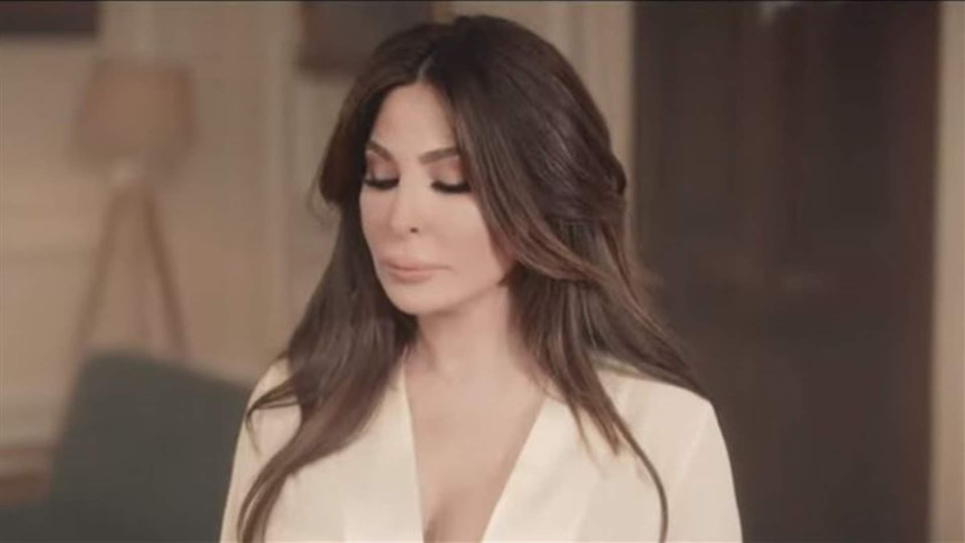 إليسا تطرح فيديو كليب أغنية "كرهني"... حب وألم وبكاء!