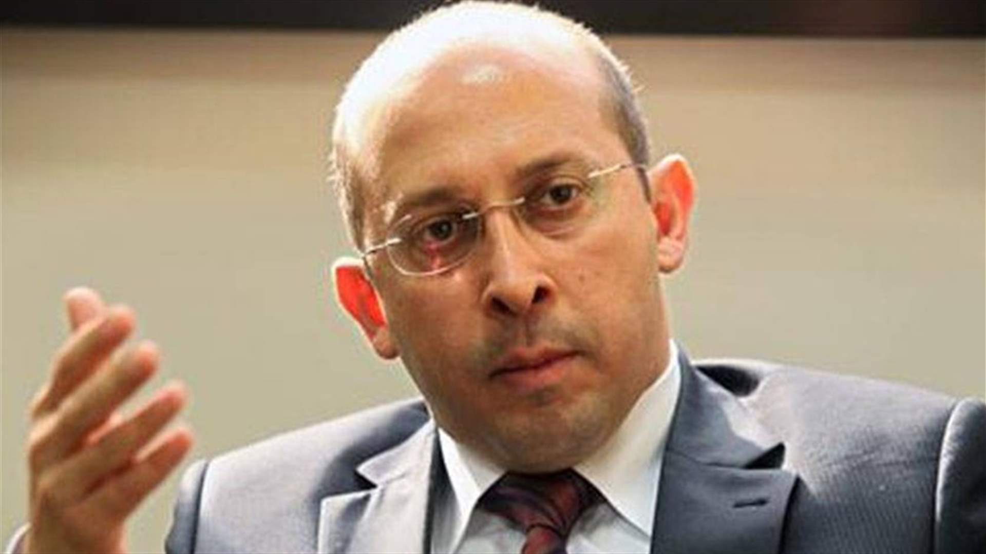 آلان عون: مبروك للبلديات...