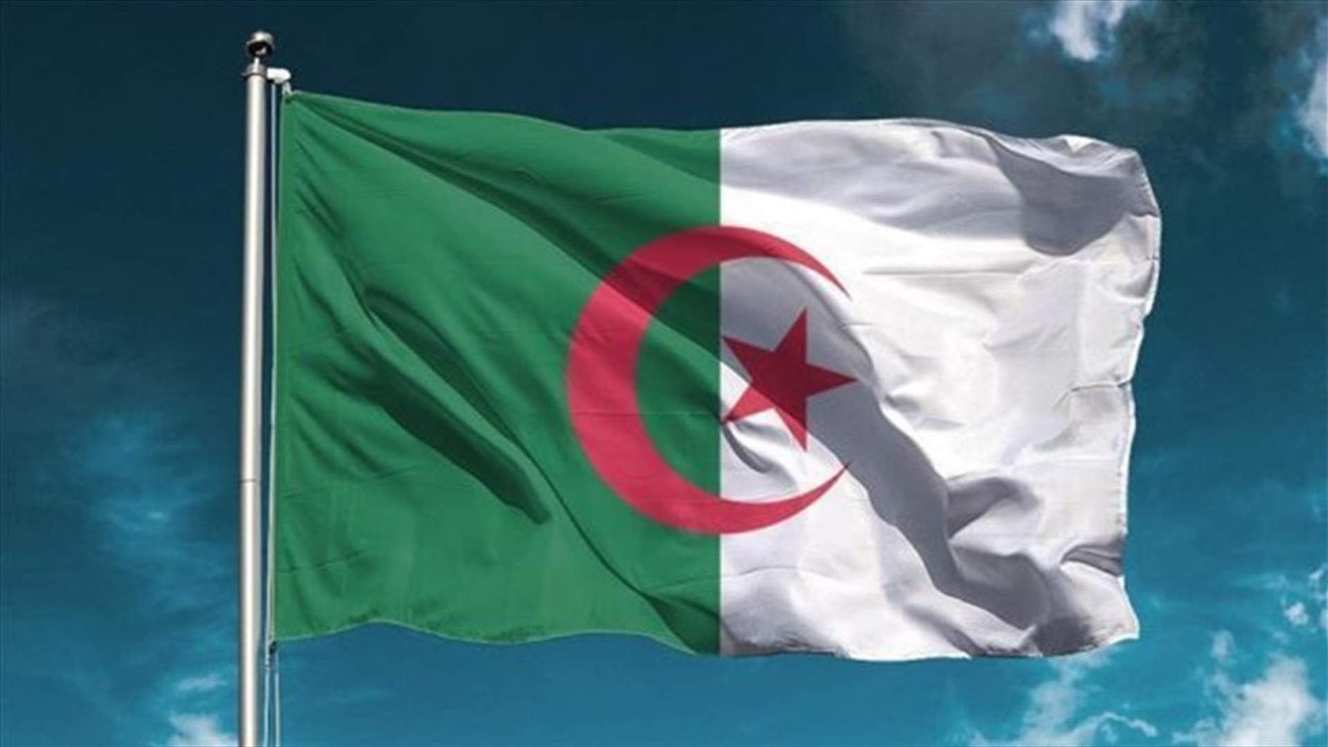 القضاء الجزائري يعيد فتح تحقيق بالفساد ضد وزير النفط الأسبق