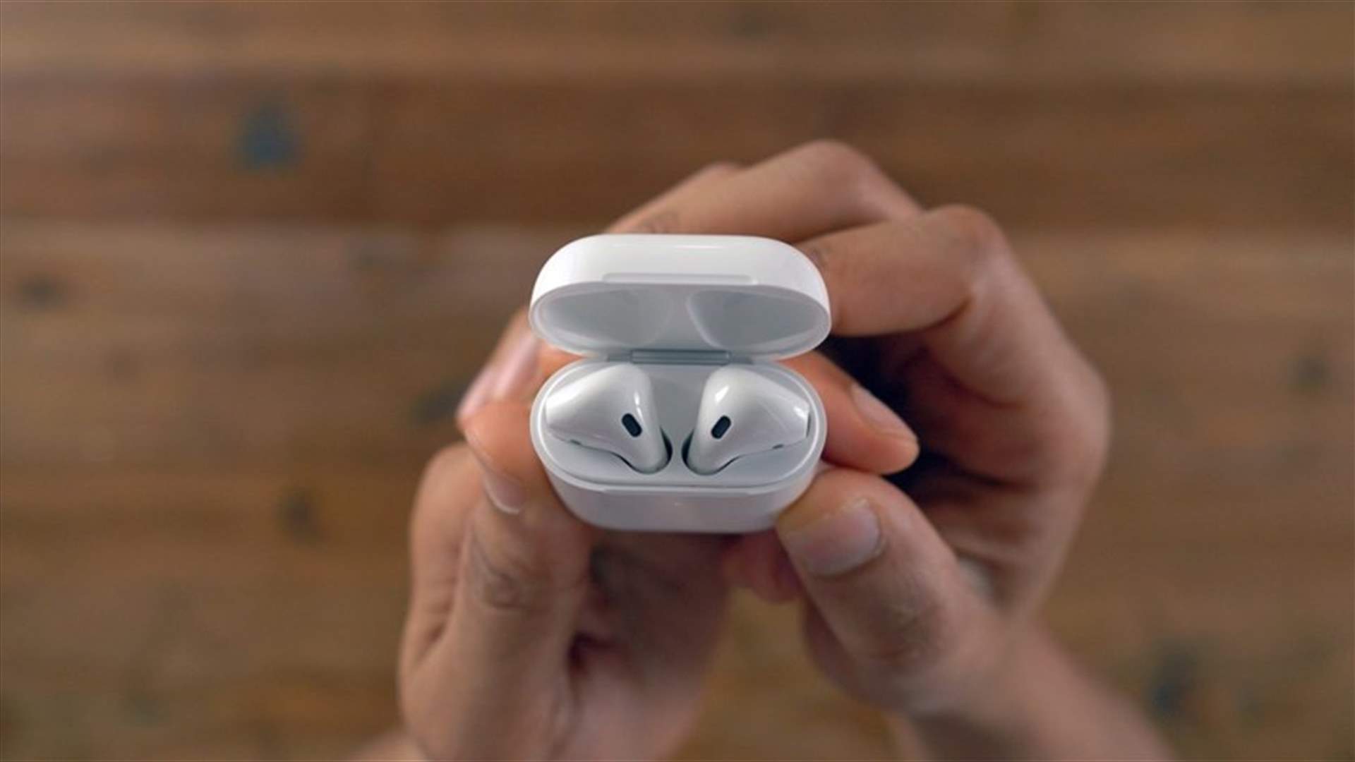 آبل تطوّر الجيل الثالث من Airpods بإضافات جديدة