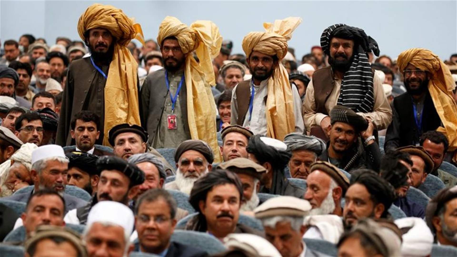 مسؤولون أفغان يدعون لوقف إطلاق النار مع انتهاء اجتماع كبير حول السلام
