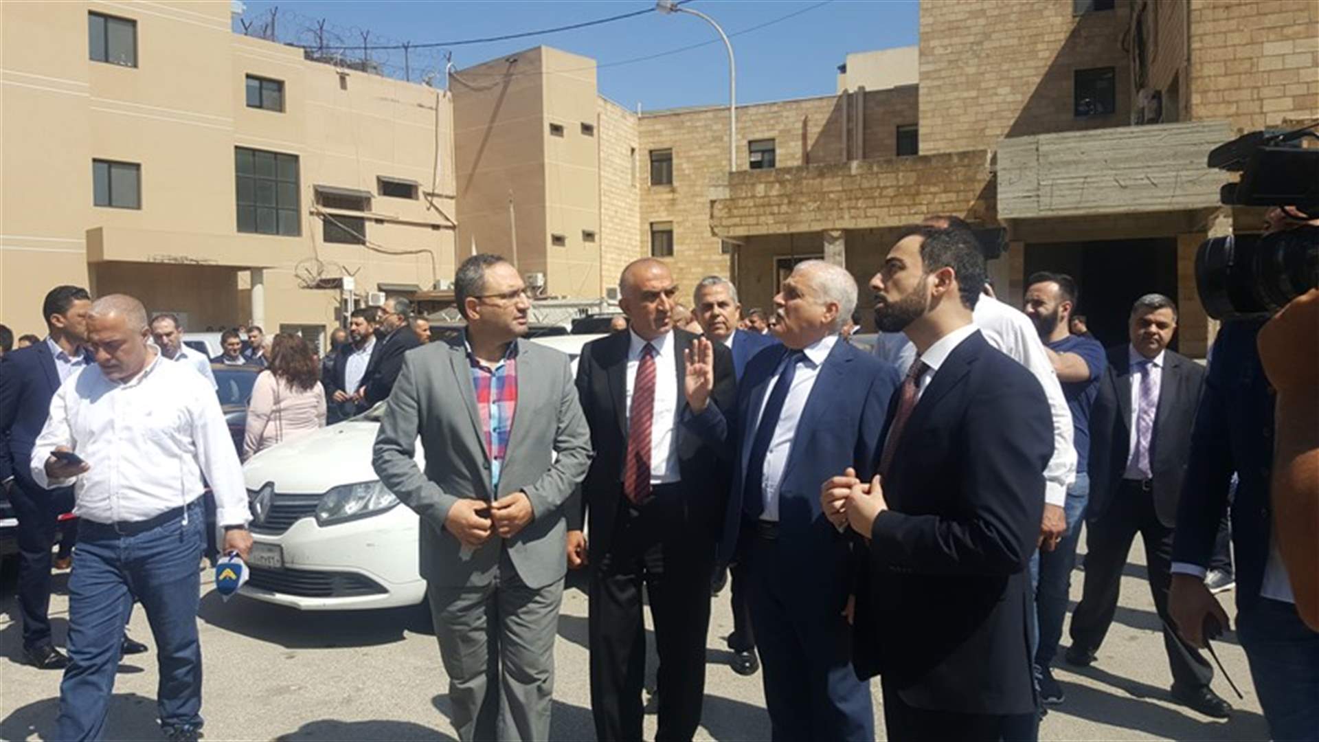 وزير الصحة جال في مستشفى بعبدا الحكومي