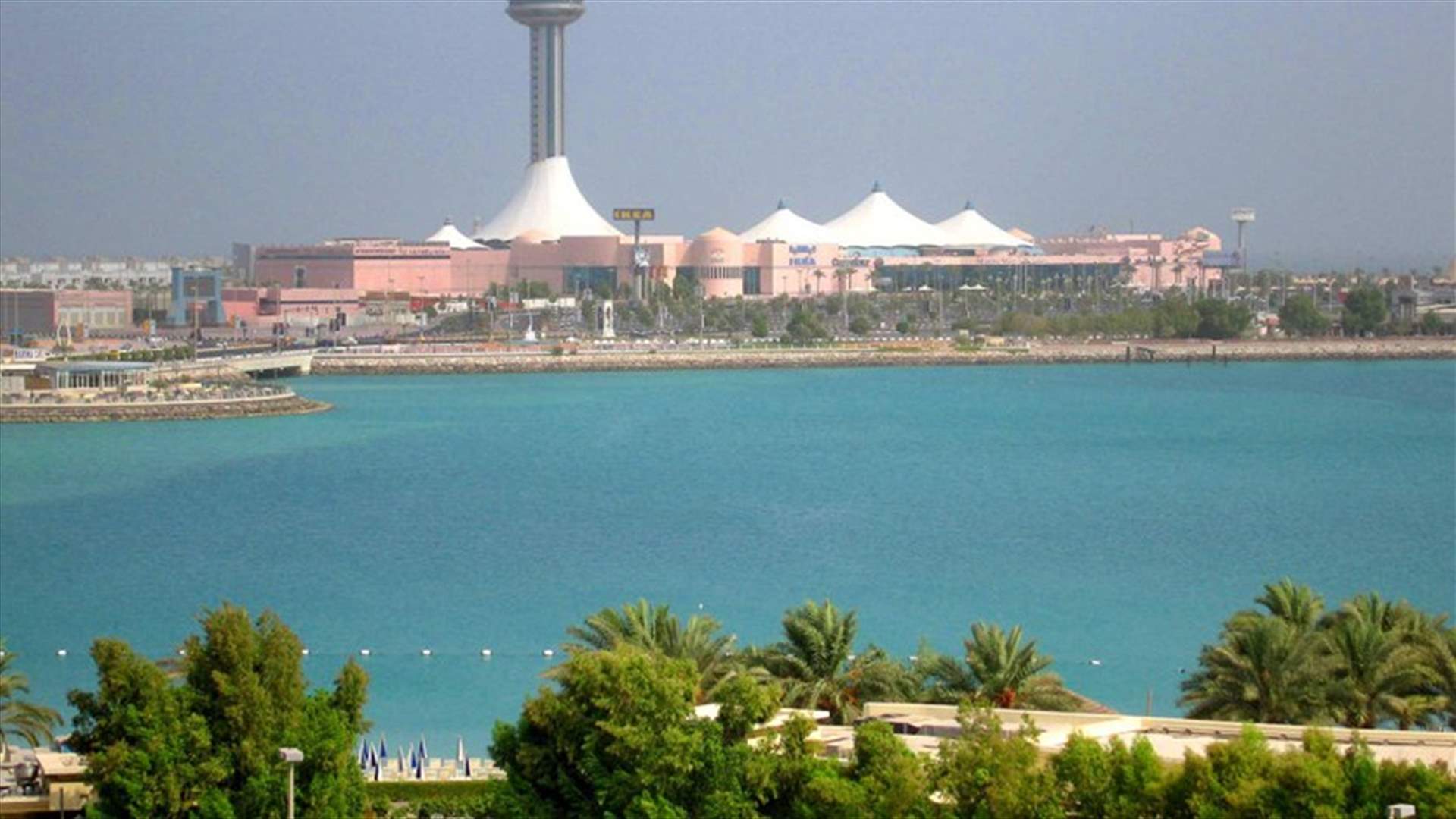 الإمارات تعلن الإفراج عن زورق عسكري قطري دخل مياهها الإقليمية في نيسان