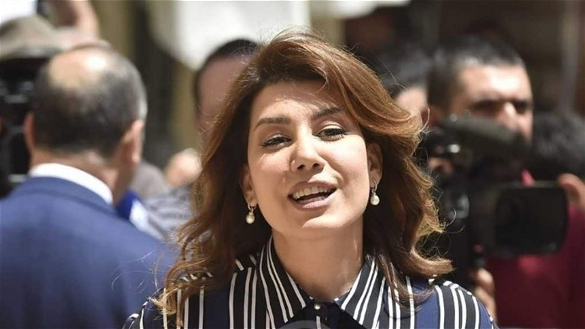 يعقوبيان: هذا تمر للفقراء... ليتهم يوقفون الكذب ويساعدون الناس