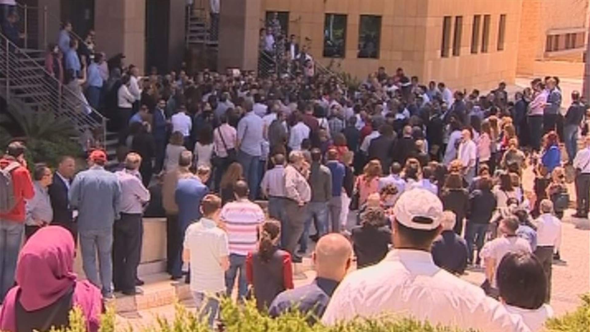 اعتصام للهيئة التنفيذية لرابطة الأساتذة المتفرغين في اللبنانية... وهذا ما اكده شهيب
