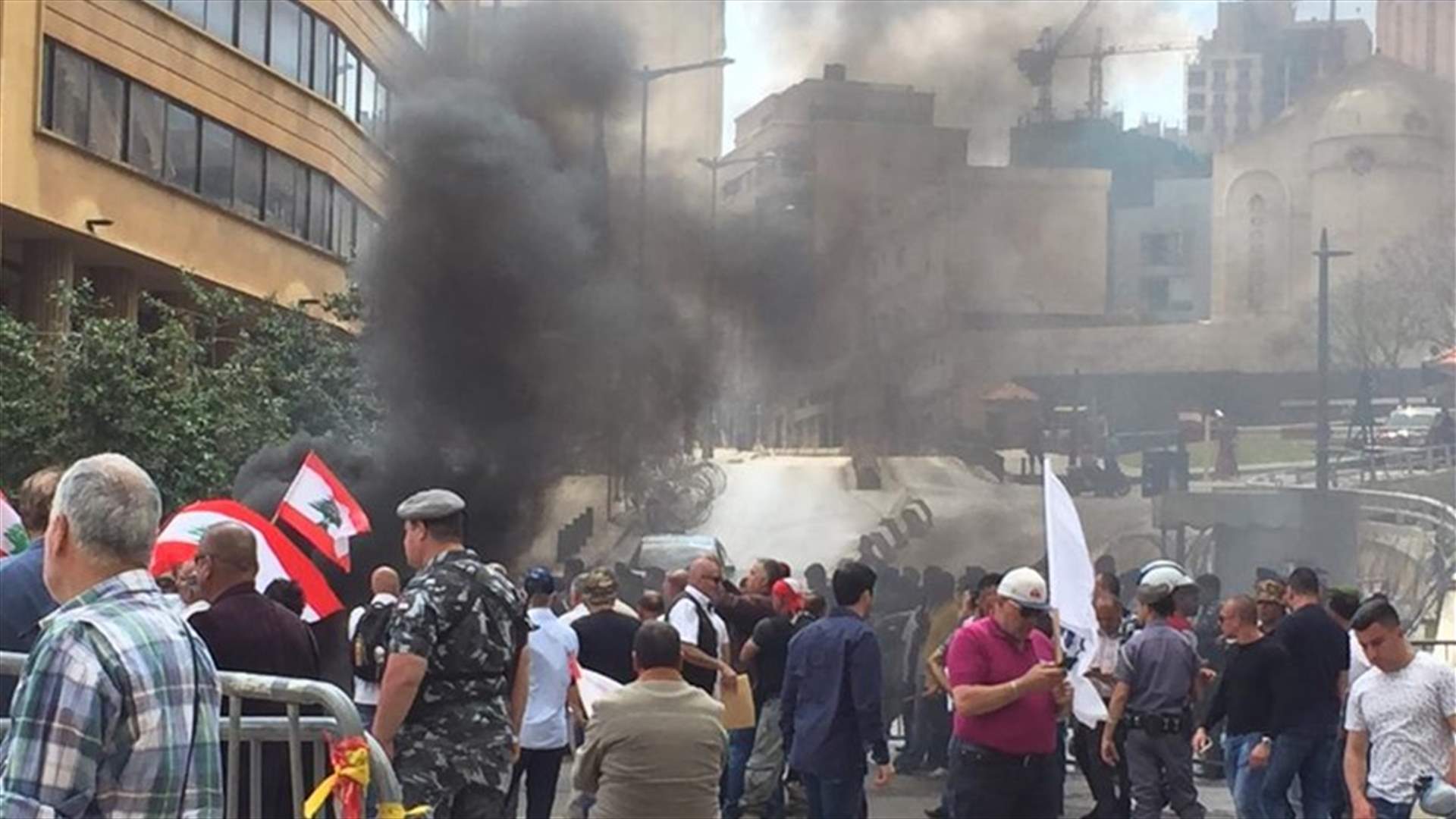 العسكريون المتقاعدون: انتظروا تصعيداً مفتوحا في بيروت وكل المناطق
