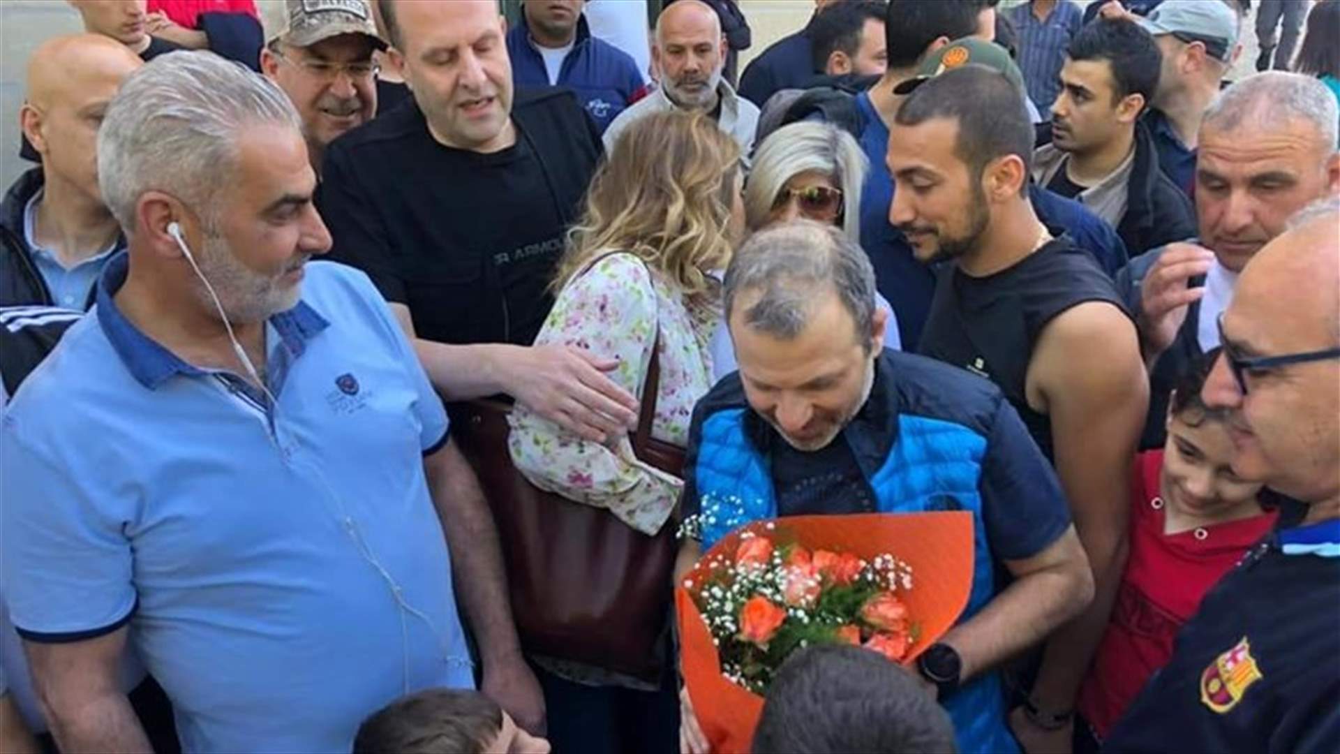 باسيل في نيحا البقاعية ويمارس رياضة المشي بالطبيعة برفقة جريصاتي
