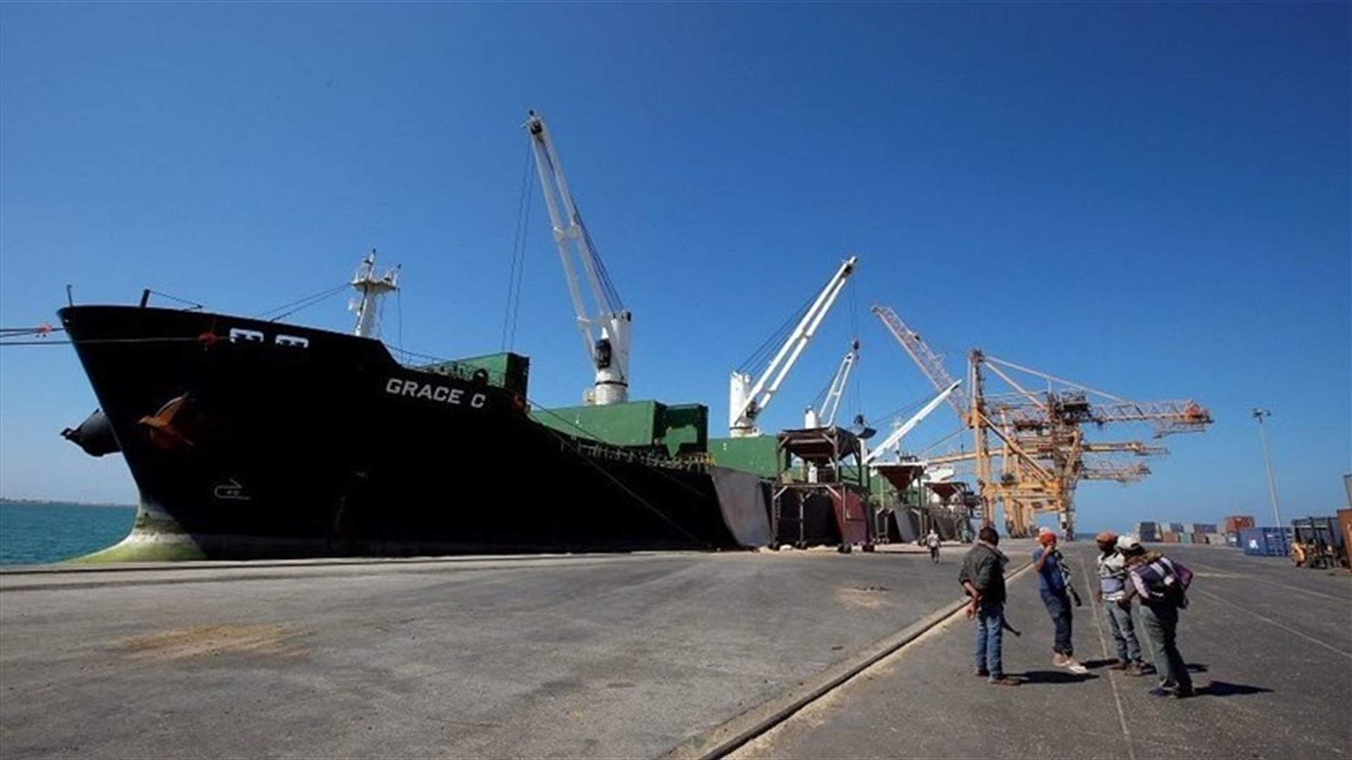 Yemen's Houthis start withdrawing from two ports in Hodeidah -witness