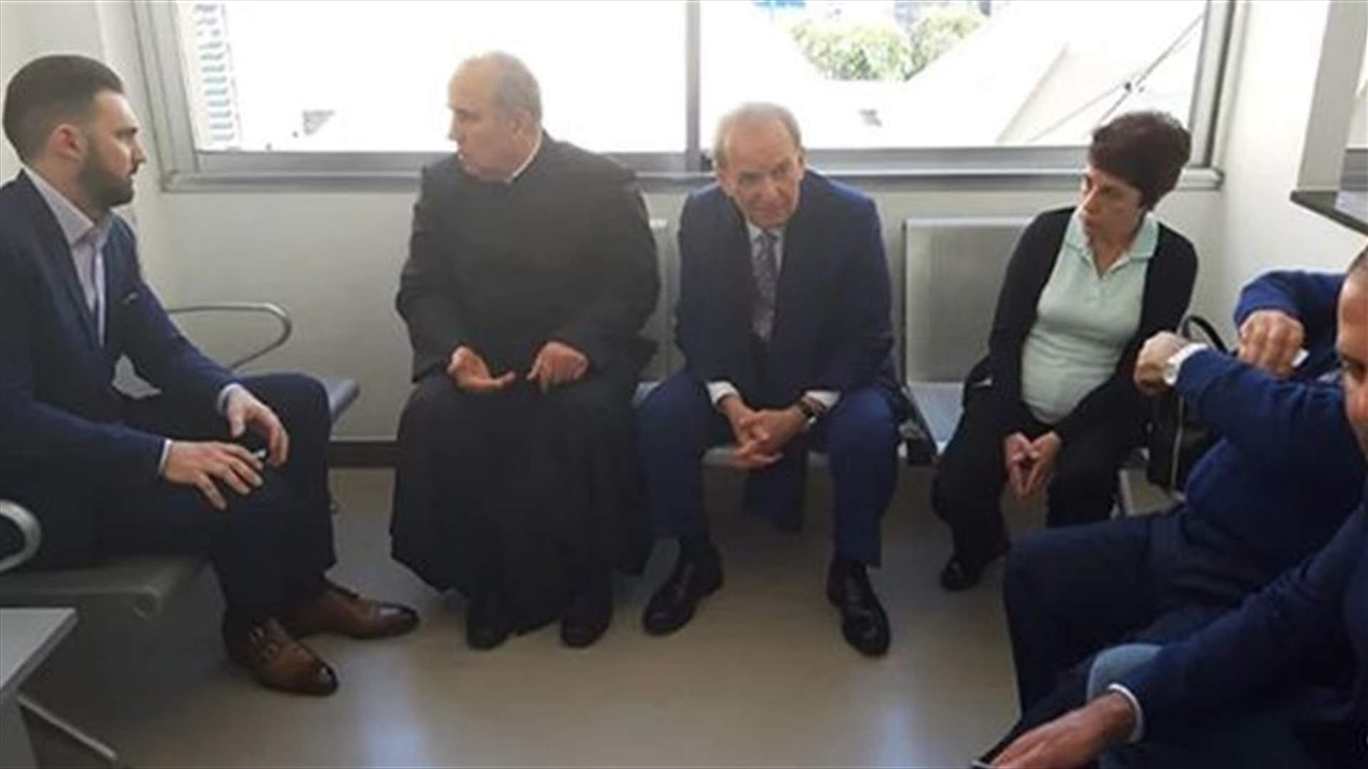 جنبلاط زار صفير مطمئنا...
