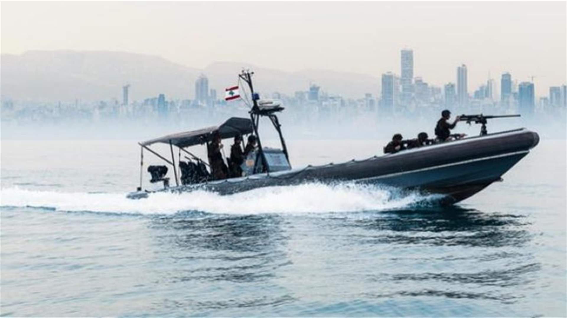 ماذا جاء في بيان الجيش حول غرق مركب قبالة شكا؟