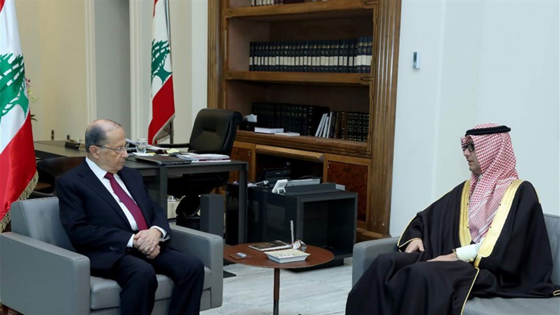 عون تلقى من القيادة السعودية رسالة تعزية بالبطريرك صفير