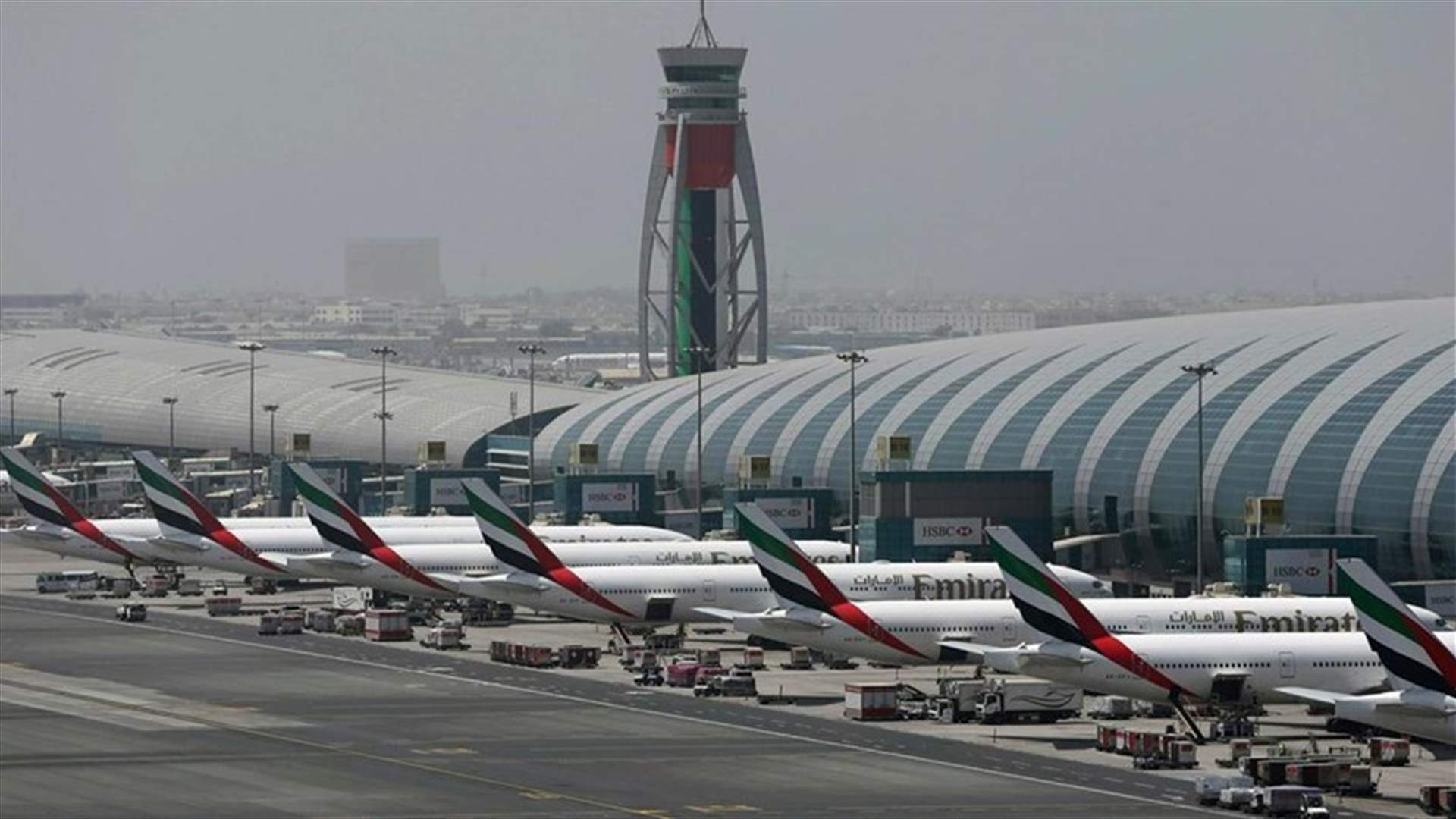 تحطم طائرة صغيرة جنوب مطار دبي... ومقتل ثلاثة بريطانيين ورابع من جنوب أفريقيا