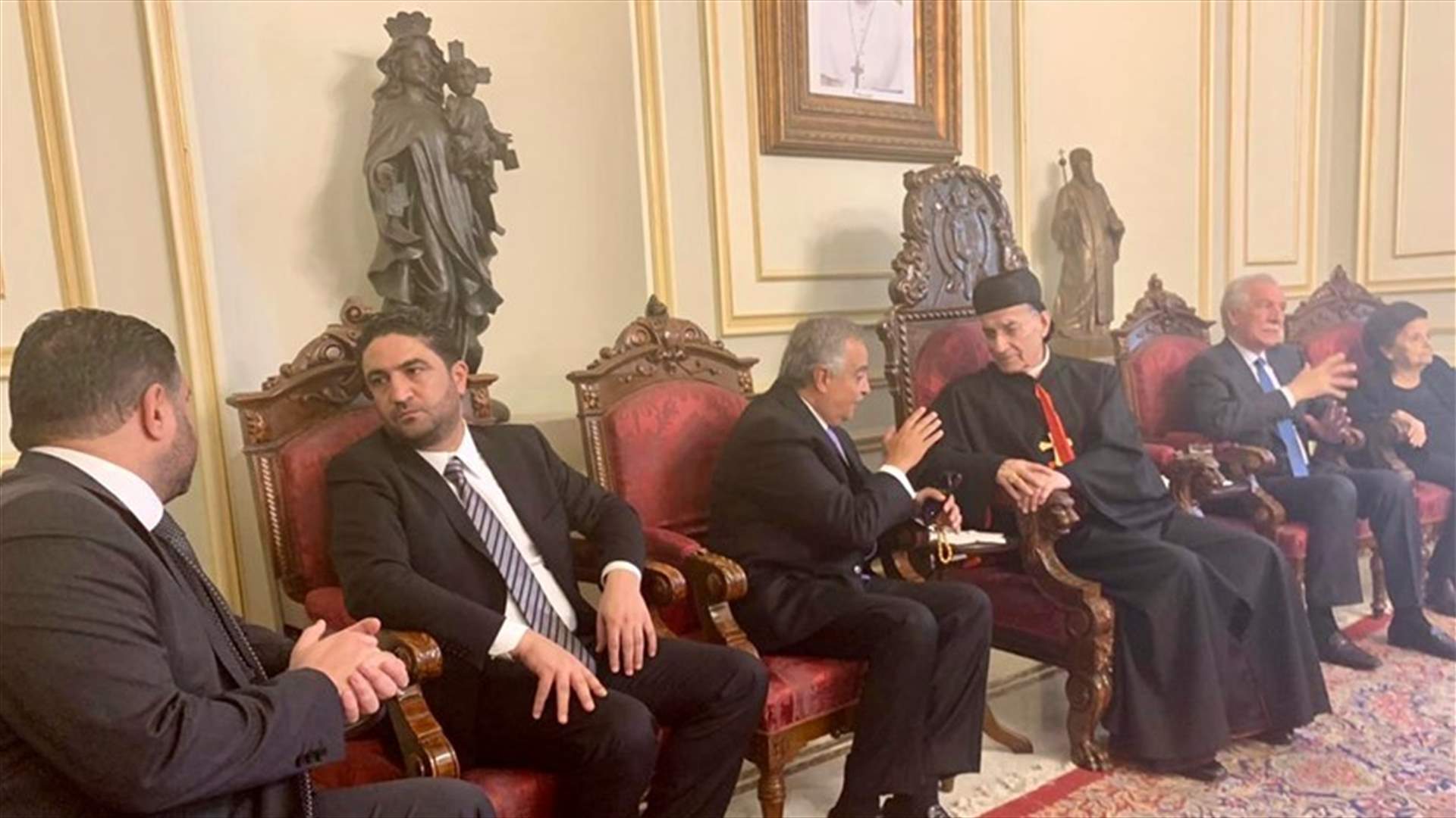 ارسلان قدّم التعازي بالبطريرك صفير في بكركي على رأس وفد