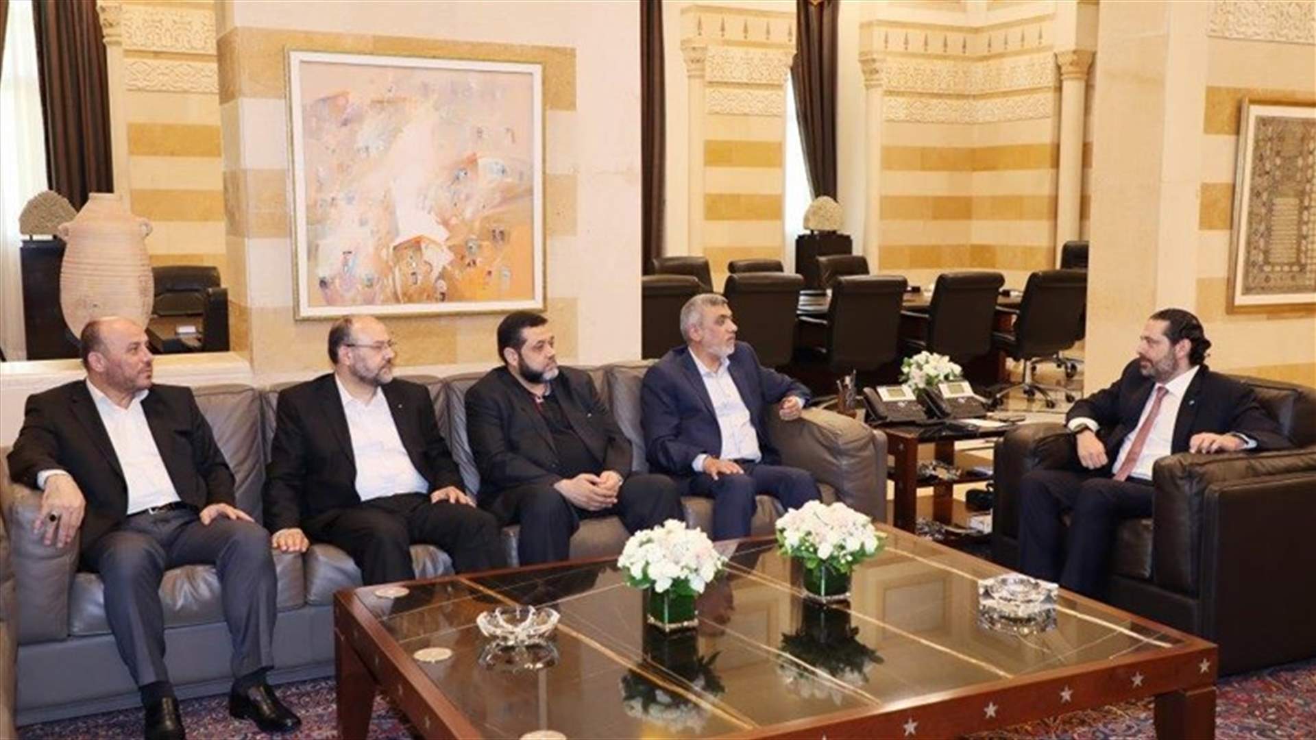 الحريري التقى وفدا من حماس... الرشق: نأمل صدور توصيات عن لجنة الحوار اللبناني الفلسطيني لإقرار الحقوق الإنسانية