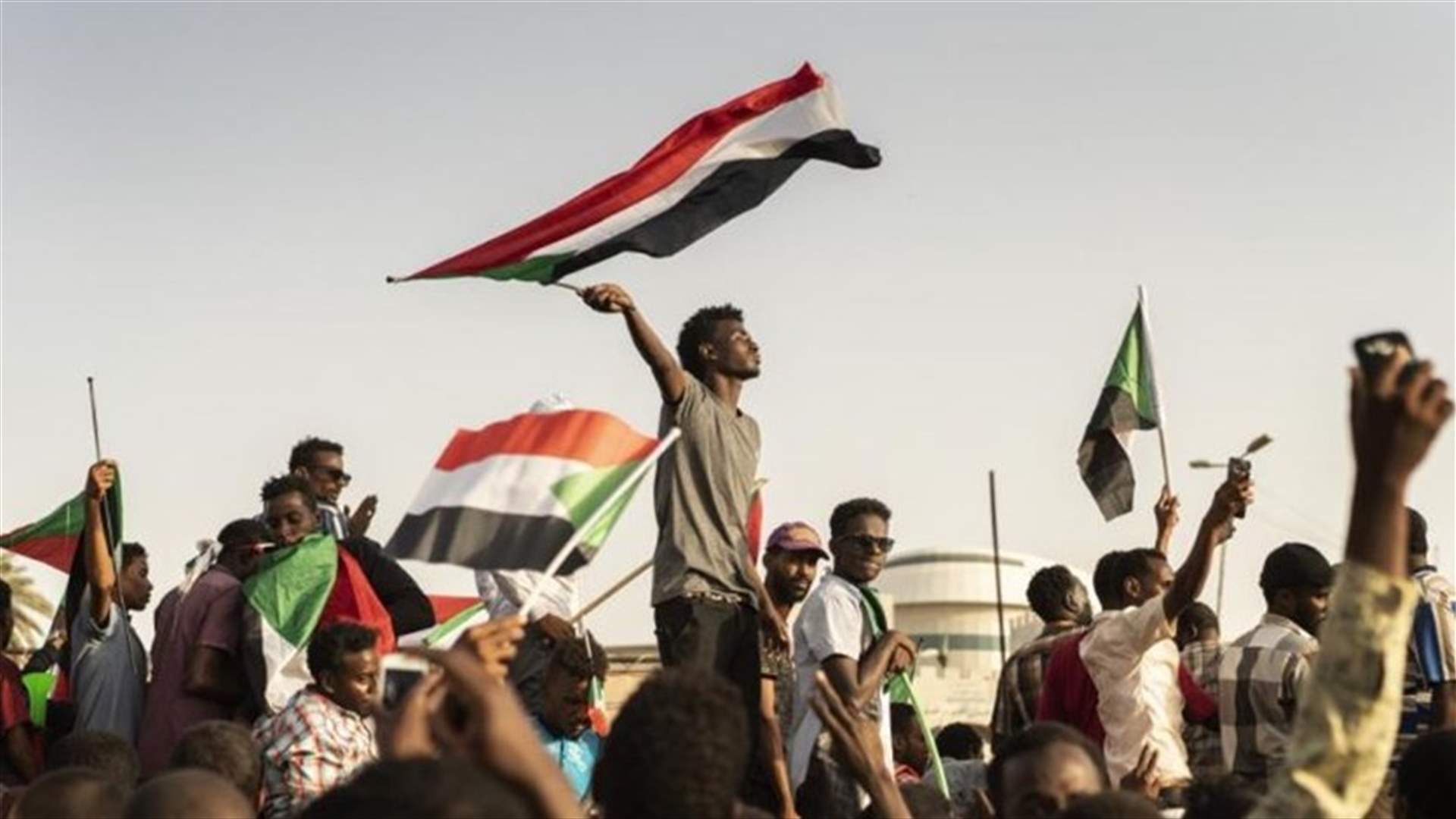 استئناف المفاوضات بين الجيش والمحتجين في السودان حول رئاسة وتشكيل مجلس انتقالي حاكم