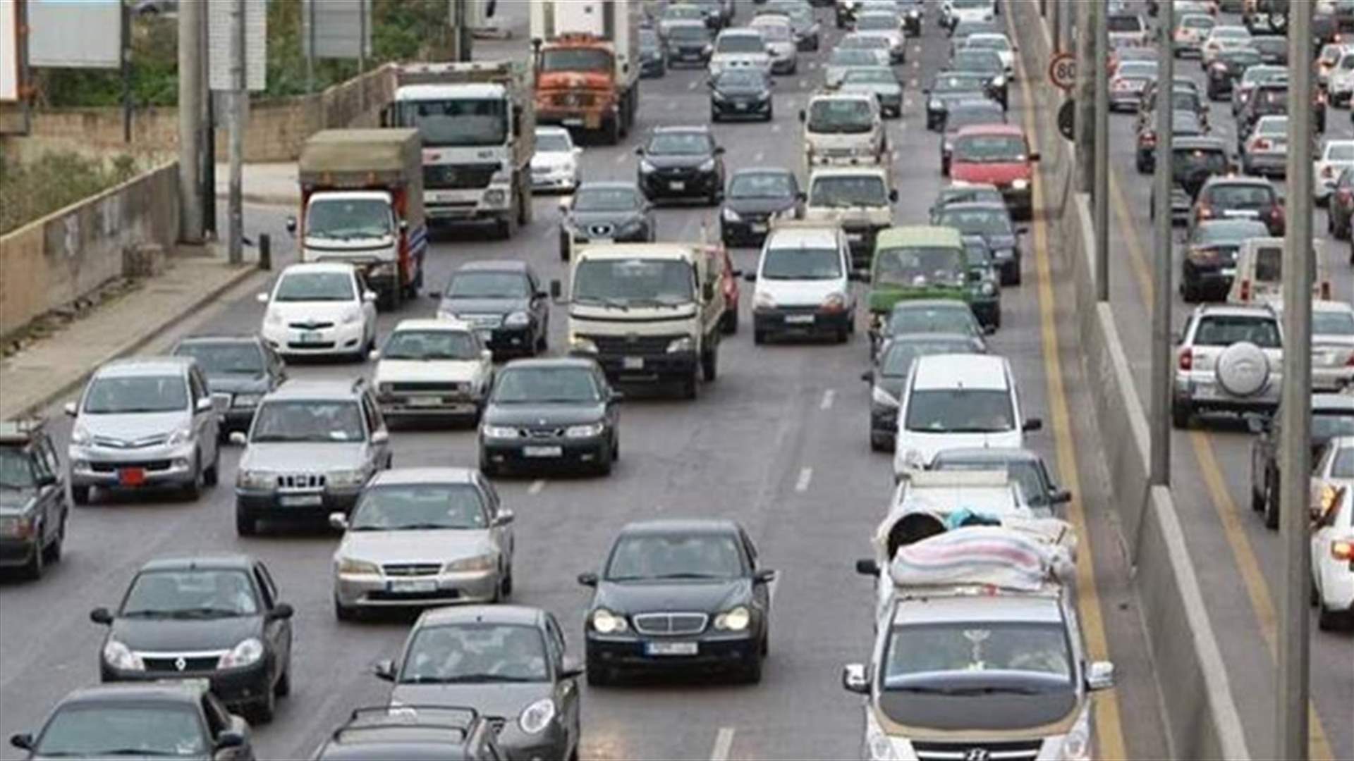 عودة العمل بالتطبيق الهاتفي والموقع الالكتروني التابعين لهيئة إدارة السير