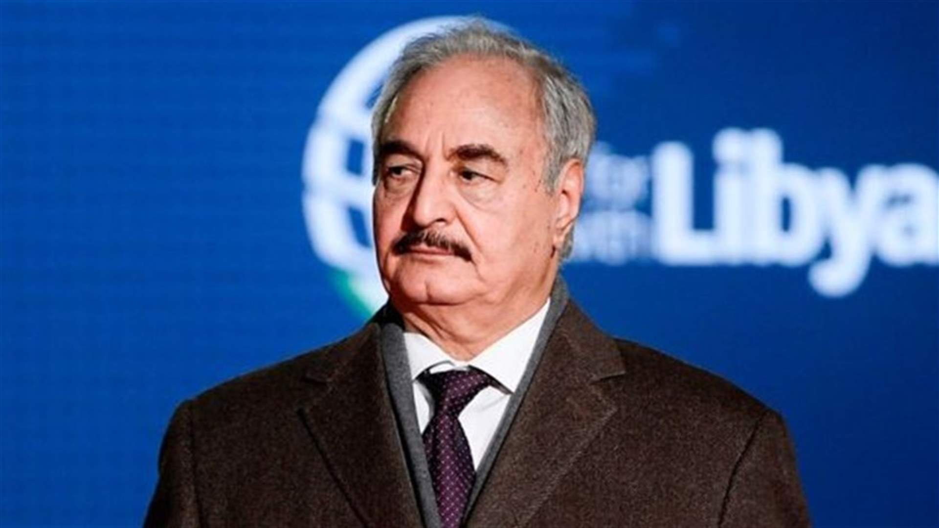 الرئاسة الفرنسية: حفتر أبلغ ماركون أنّ الظروف غير مواتية لوقف إطلاق النار