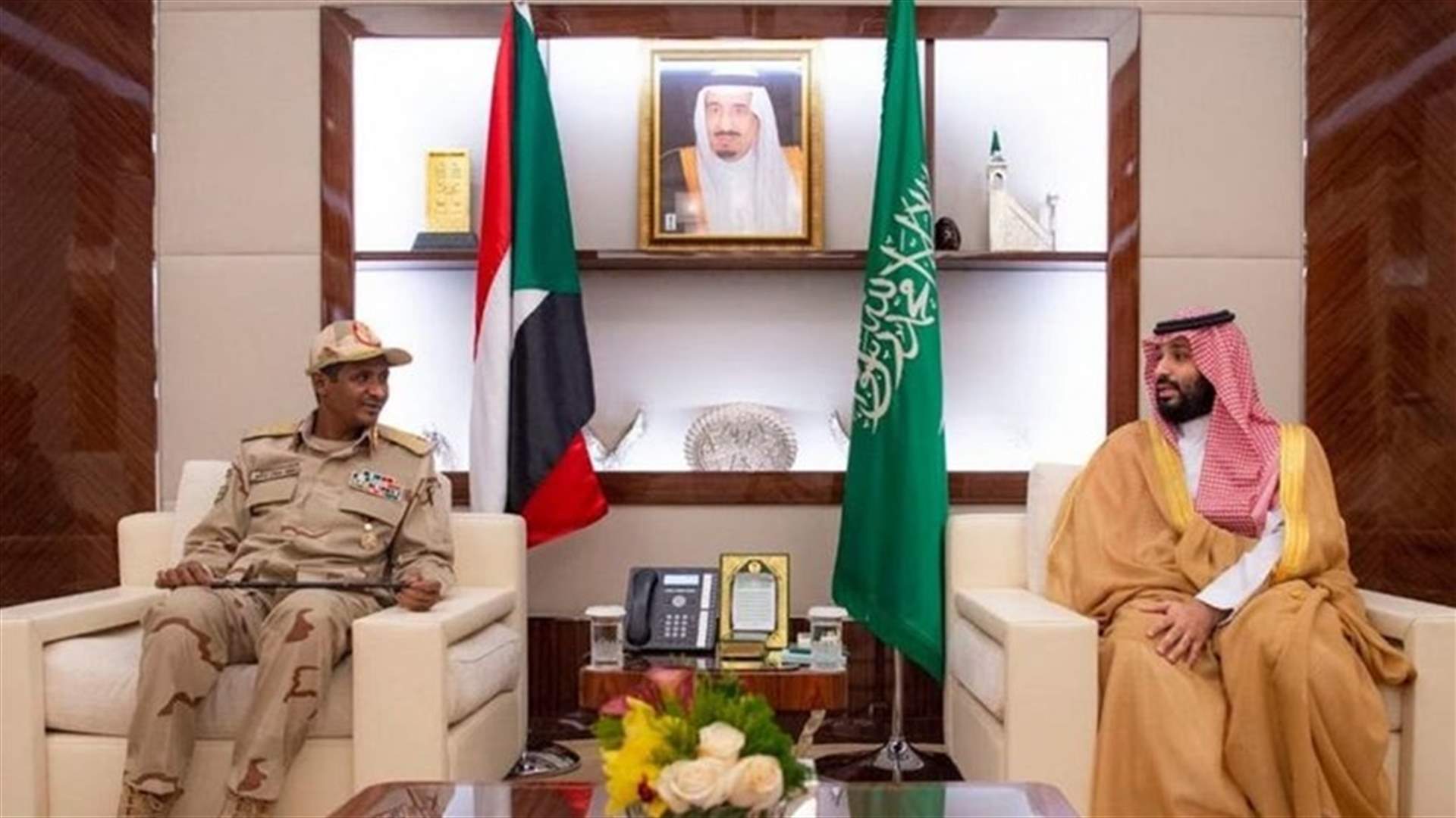 بن سلمان التقى نائب رئيس المجلس العسكري السوداني في جدة