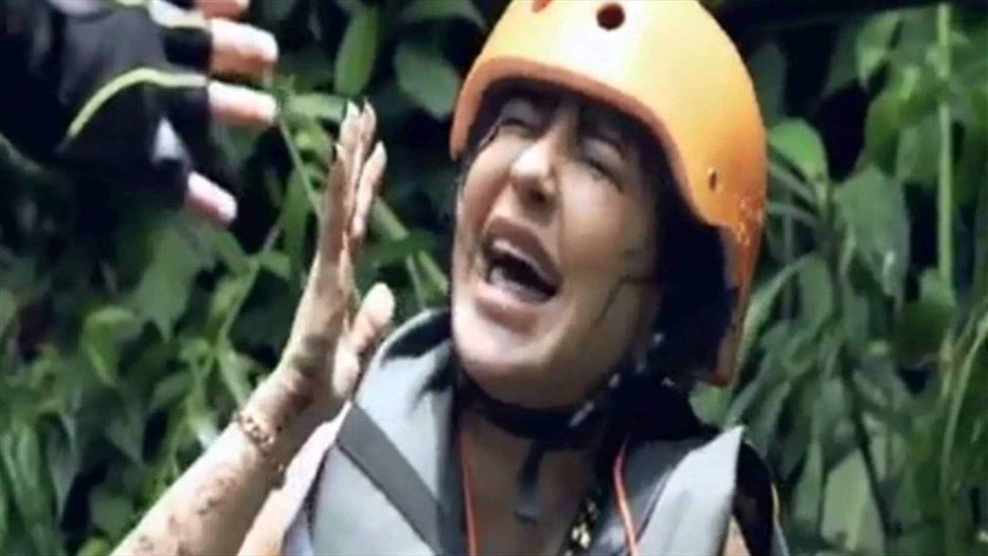 ماغي بو غصن تنهار بالبكاء.. هكذا وقعت في فخ رامز جلال (فيديو)
