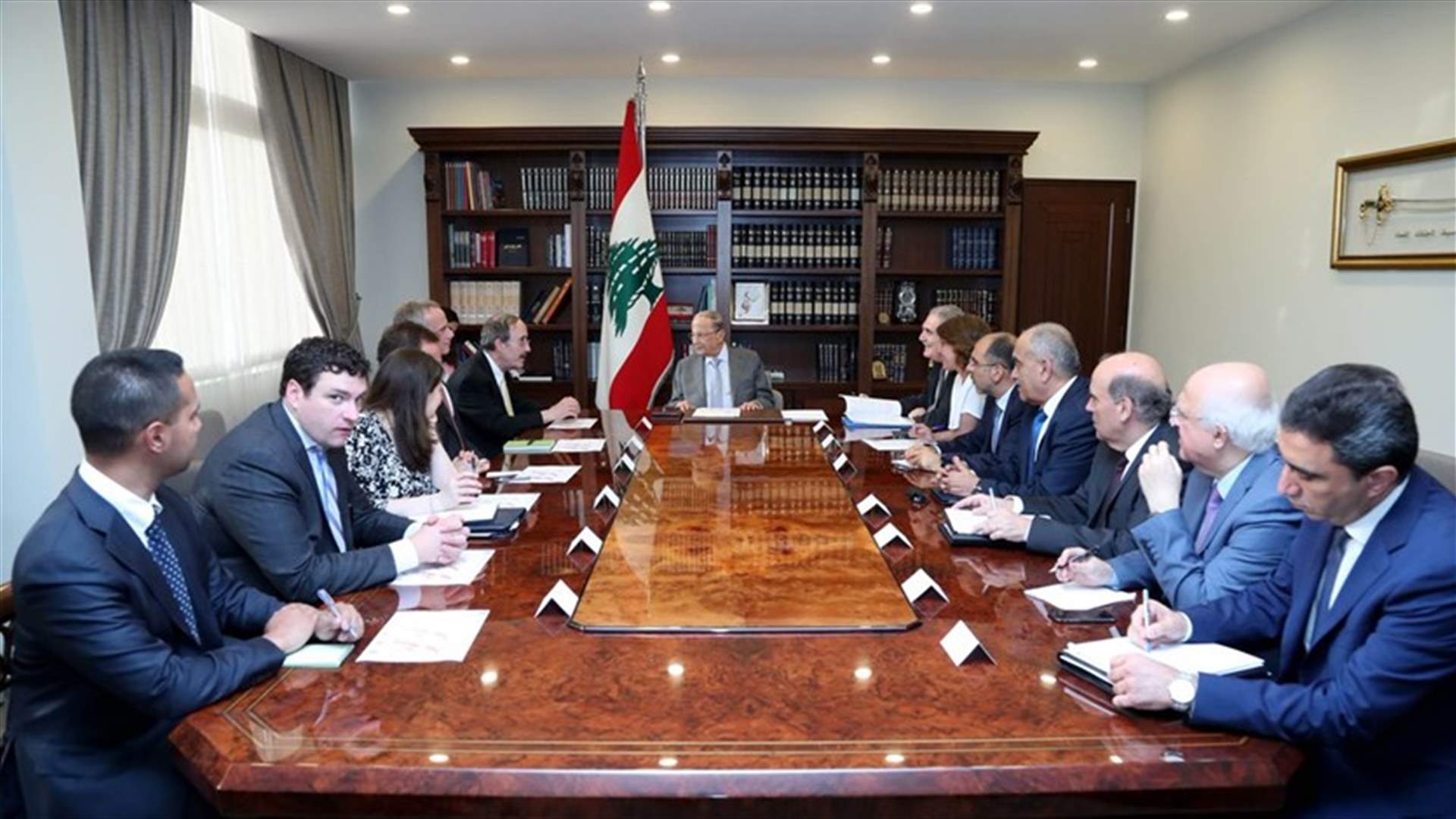 الرئيس عون التقى رئيس لجنة الشؤون الخارجية في الكونغرس الاميركي... وهذه تفاصيل اللقاء