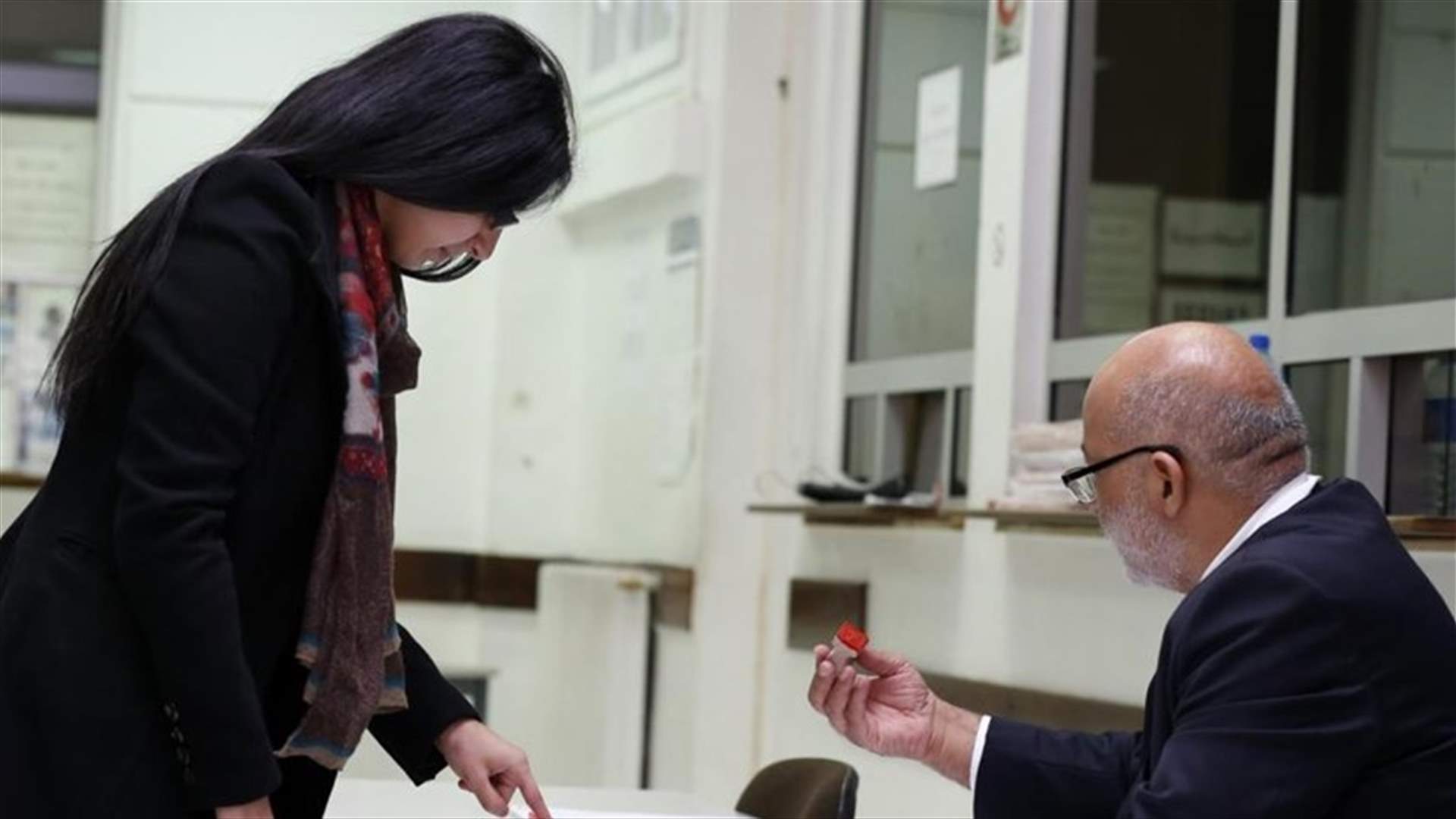 اليوم الأخير من الانتخابات الأوروبية... مراكز الاقتراع تفتح أبوابها في 6 دول