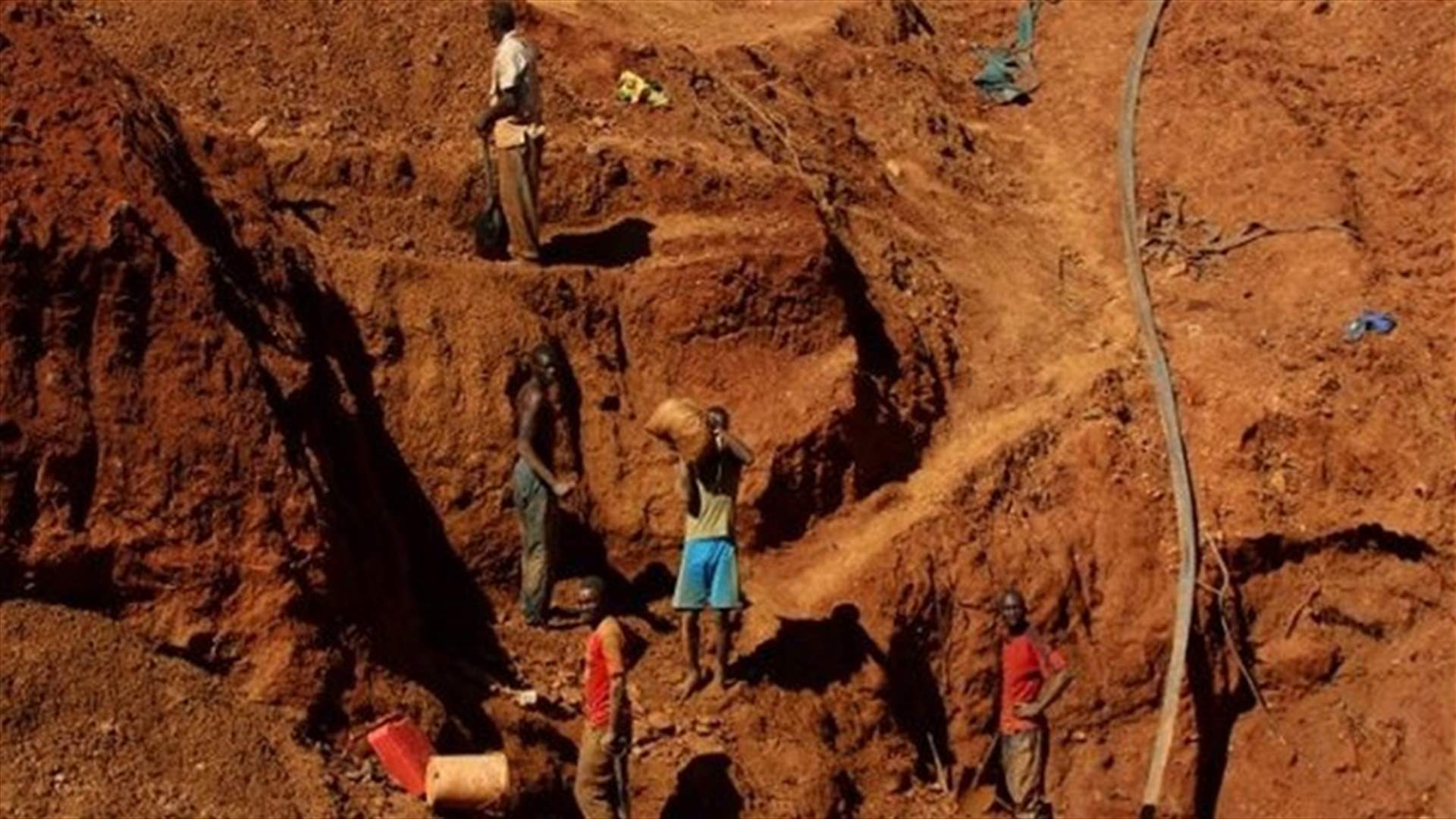 مقتل 9 عمال على الأقل في انهيار منجم بزيمبابوي