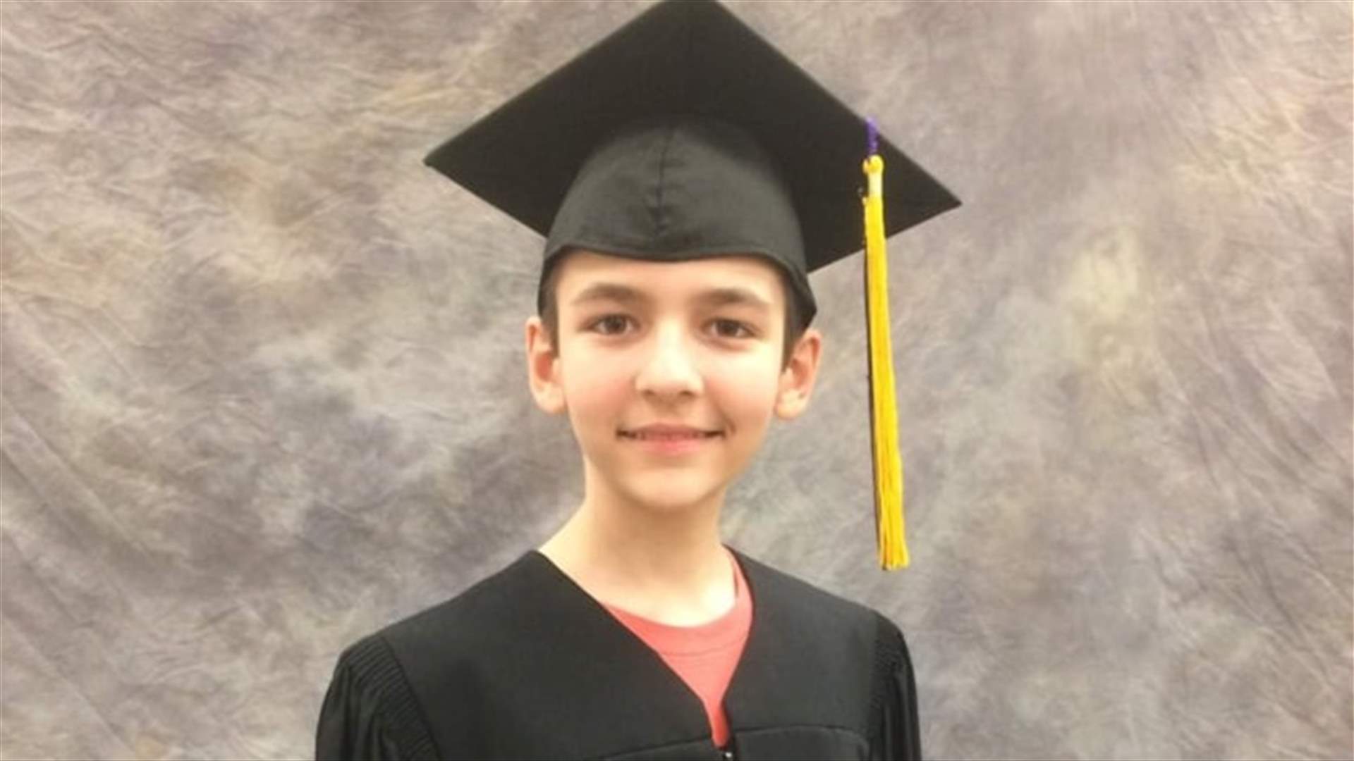 في الـ 14 من عمره... نال شهادتين جامعيتين!