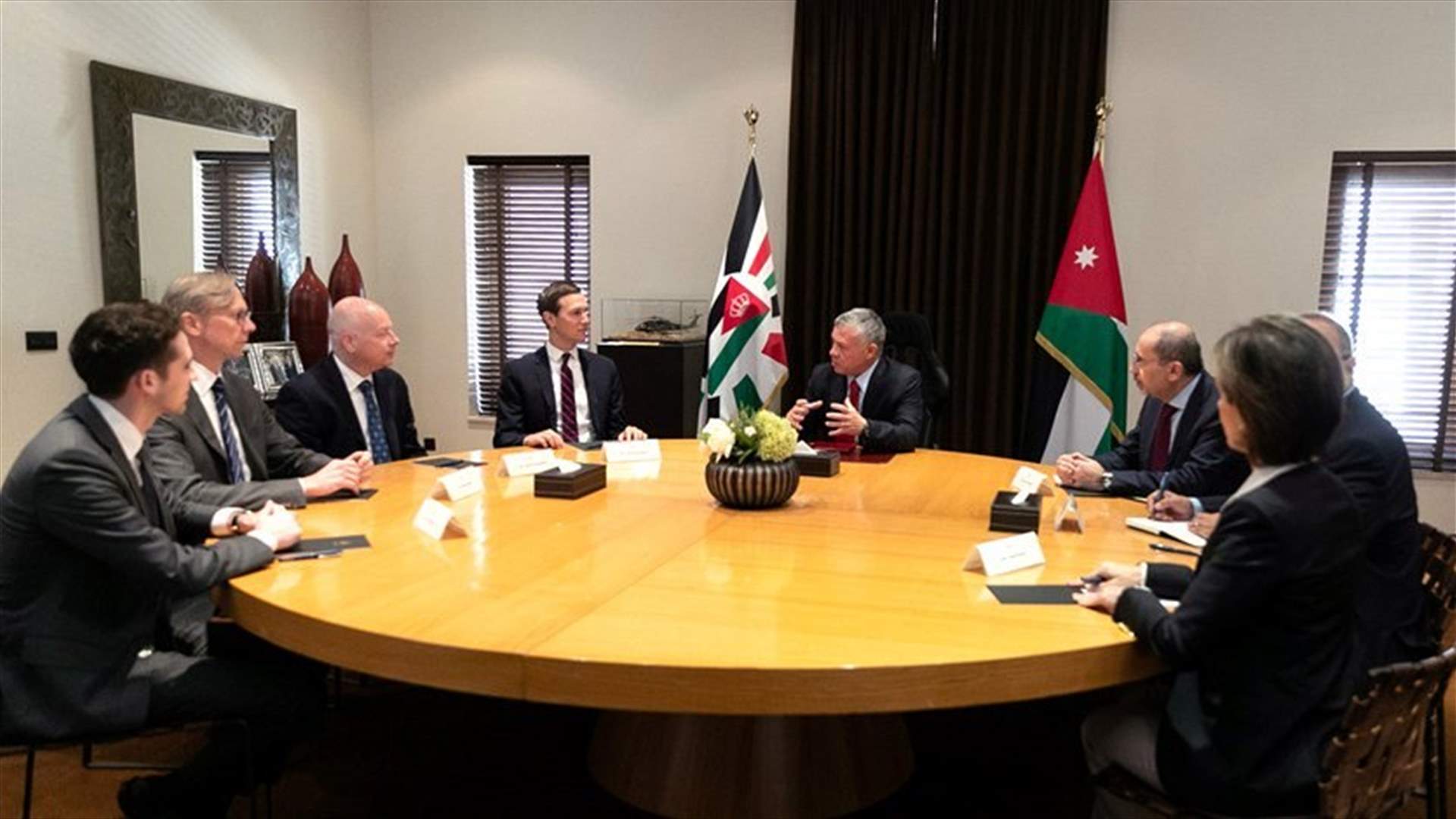 Jordan&#39;s king tells Trump adviser peace can only come with a Palestinian state